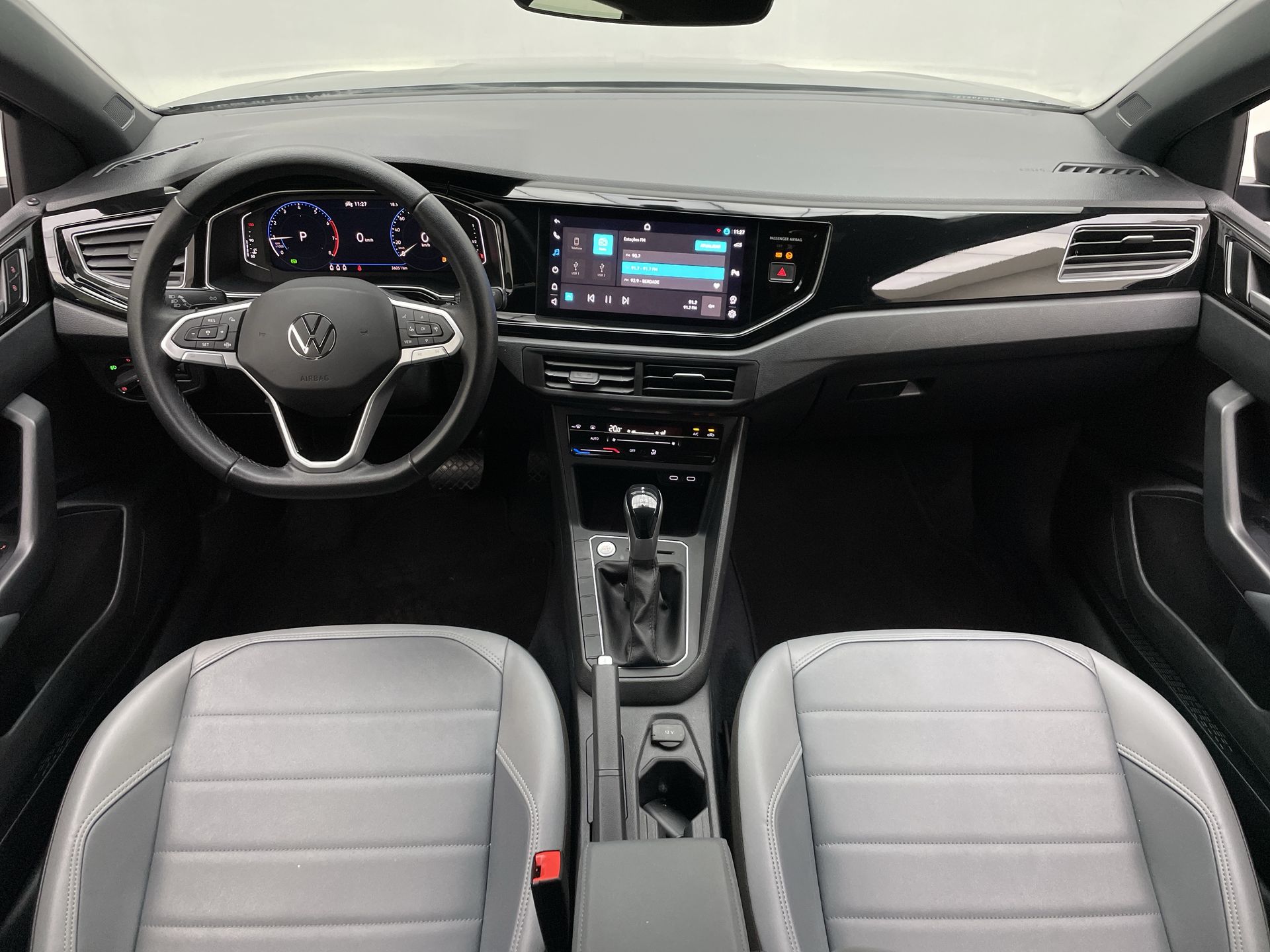 Nivus Highline 1.0 200 TSI Flex Aut.