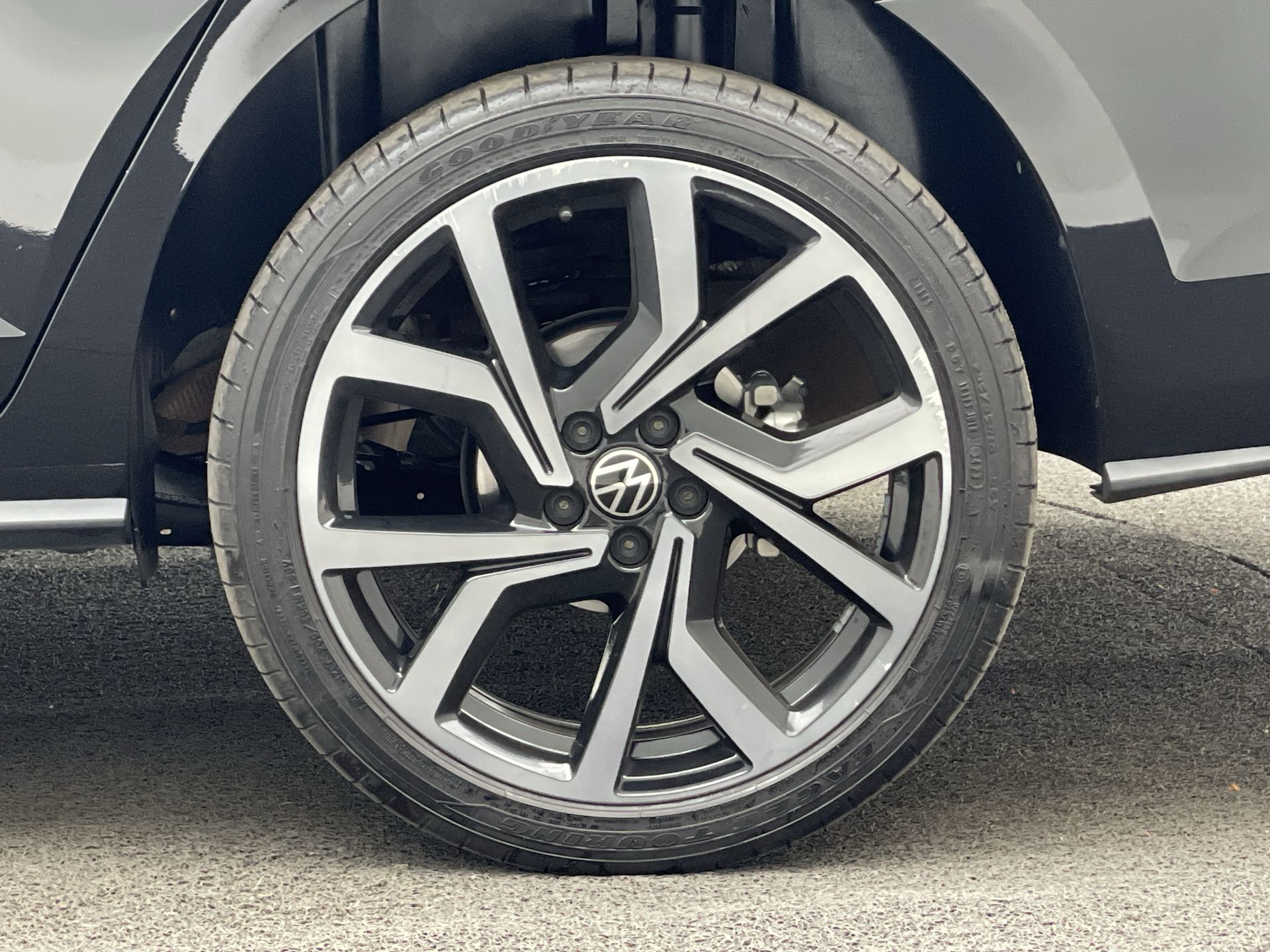 VIRTUS Exclusive 250TSI 1.4 Flex 16V Aut