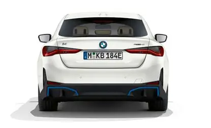 Design da traseira do veículo.