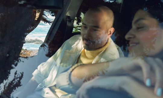 Use todos os seus aplicativos favoritos quando estiver em trânsito.