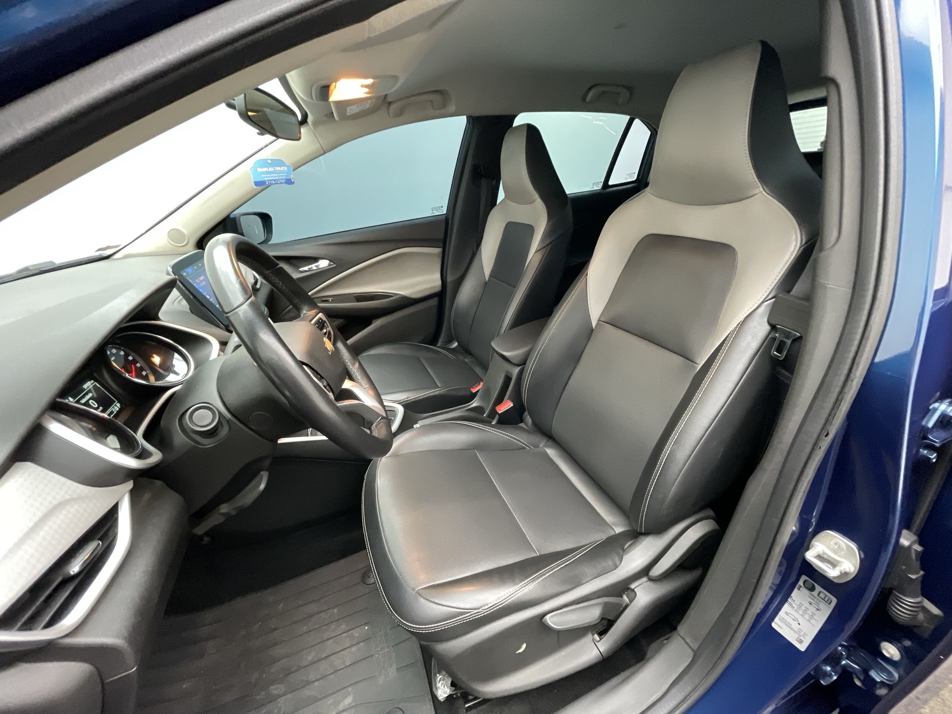 ONIX HATCH PREM. 1.0 12V TB Flex 5p Aut.