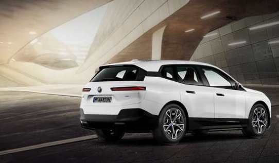 BMW iX xDrive40