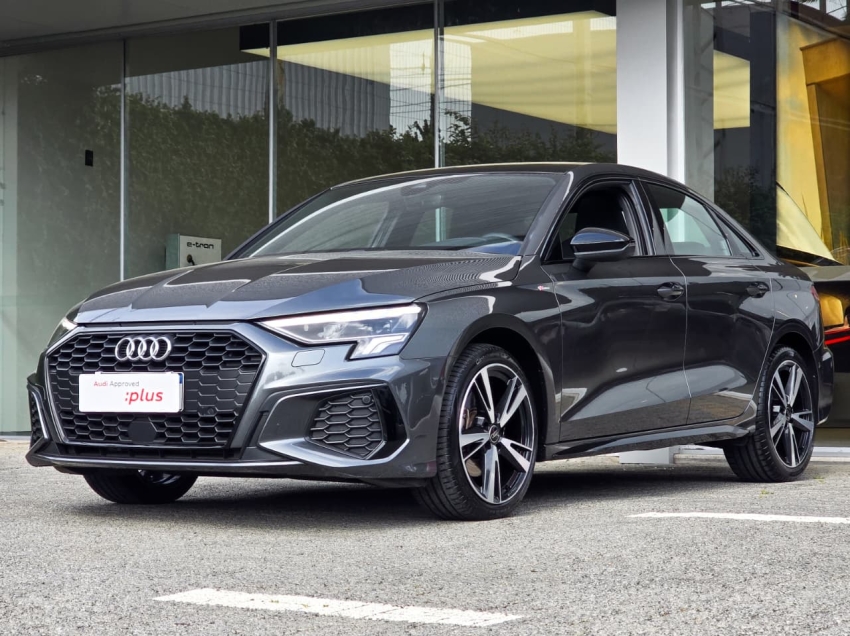 2.0 TFSI GASOLINA SEDAN PERFORMANCE BLACK S-TRONIC