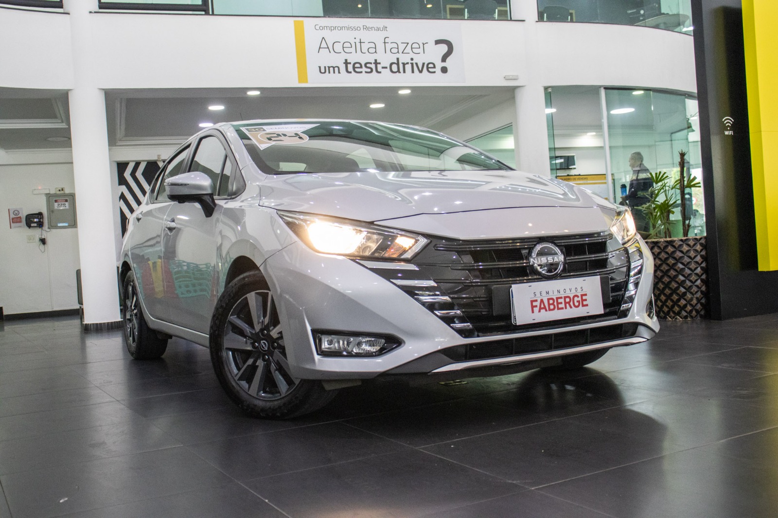 VERSA Advance 1.6 16V Flex Aut.