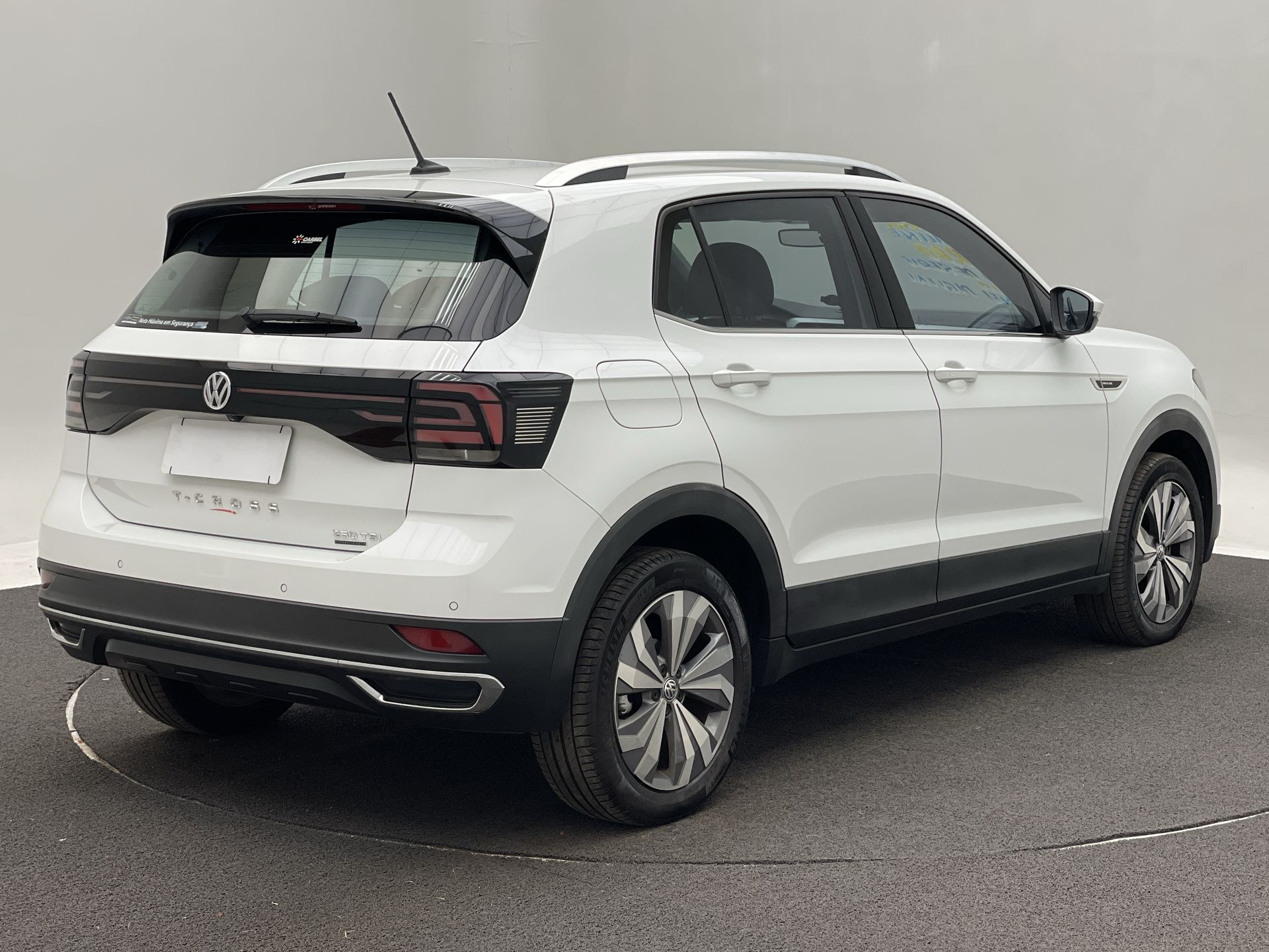T-Cross Highline 1.4 TSI Flex 16V 5p Aut