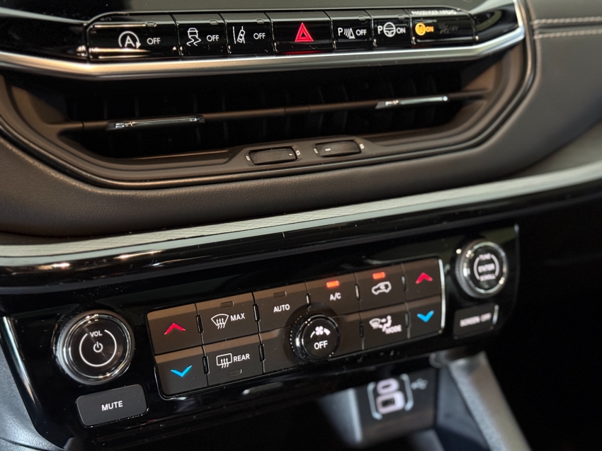 Jeep-COMPASS-2.0 HURRICANE 4 TURBO GASOLINA BLACKHAWK AT9