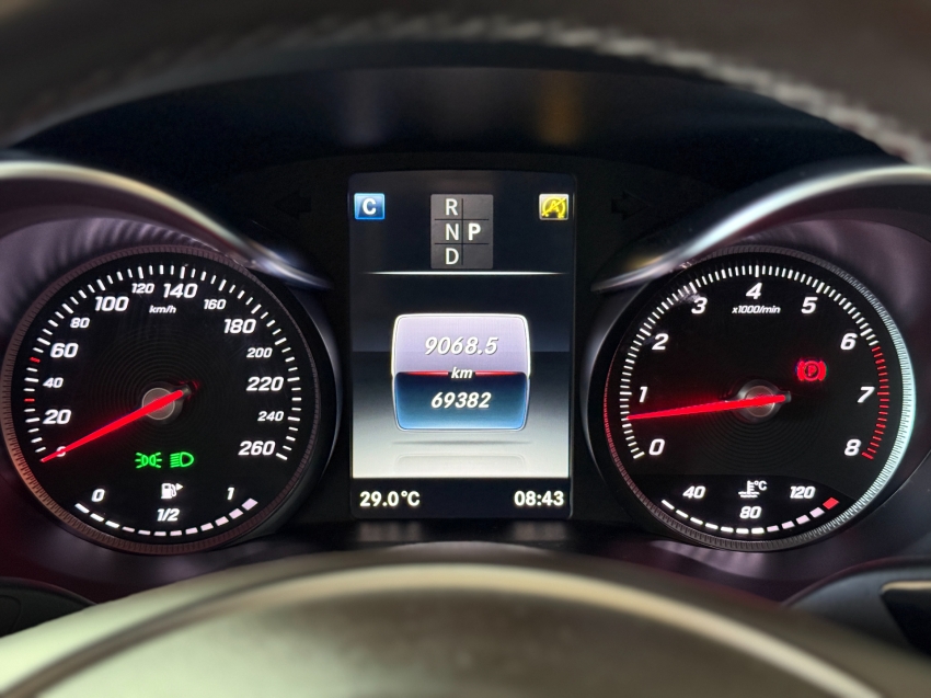 Mercedes-Benz-C 180-1.6 CGI FLEX EXCLUSIVE 9G-TRONIC