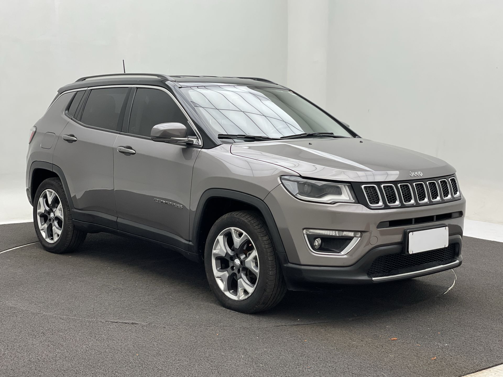 COMPASS LIMITED 2.0 4x2 Flex 16V Aut.