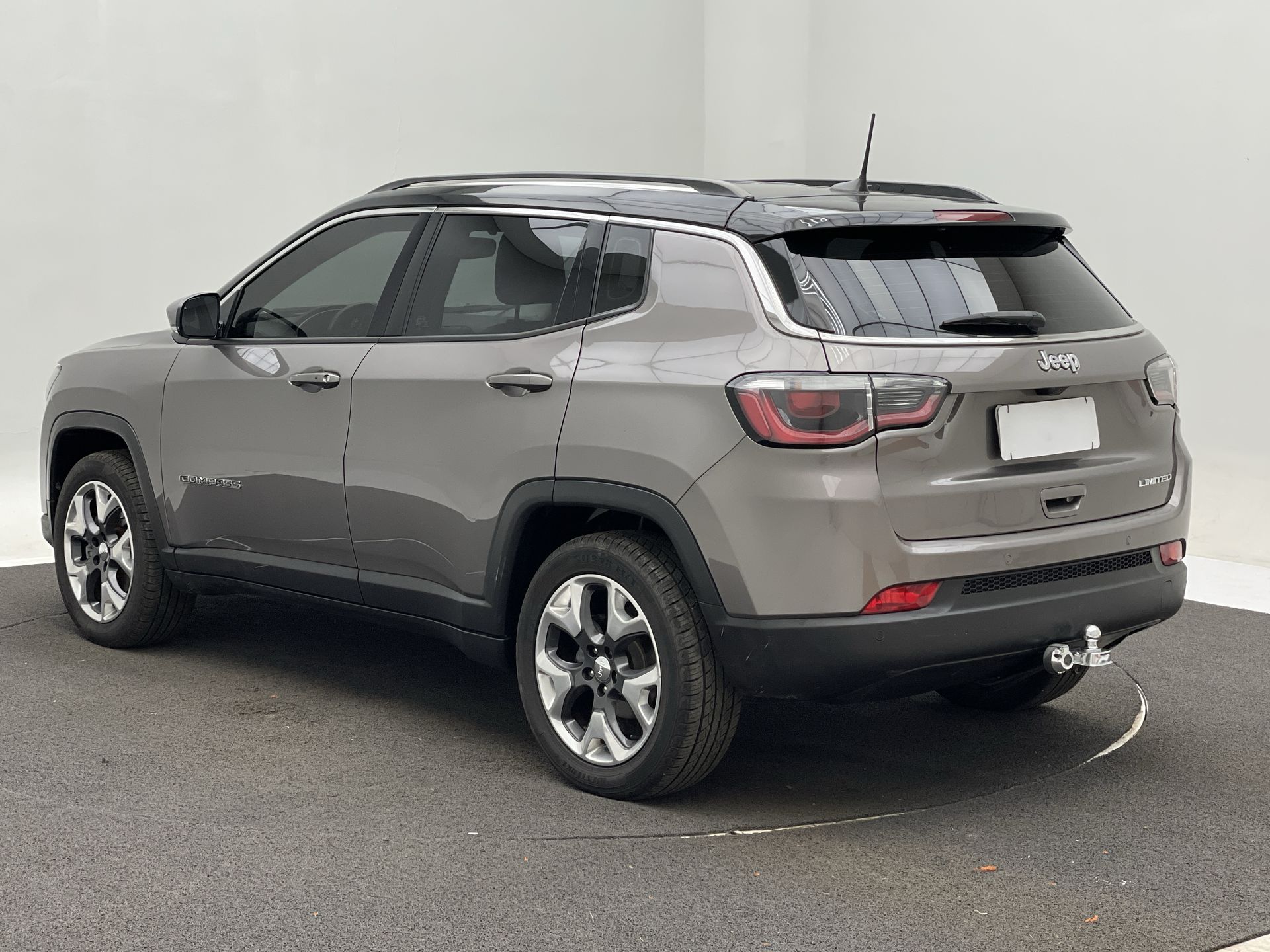 COMPASS LIMITED 2.0 4x2 Flex 16V Aut.