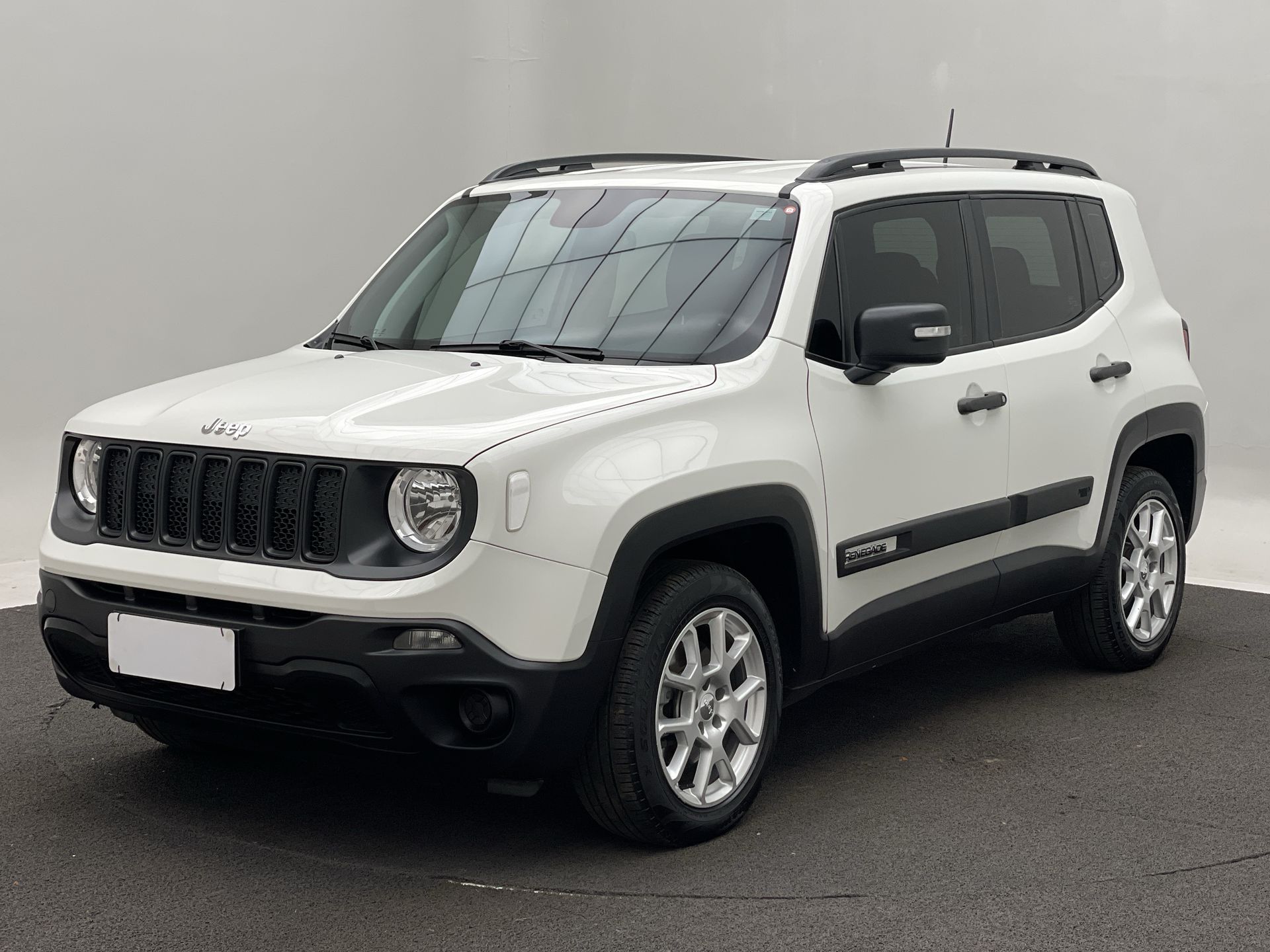 Renegade Sport 1.8 4x2 Flex 16V Aut.