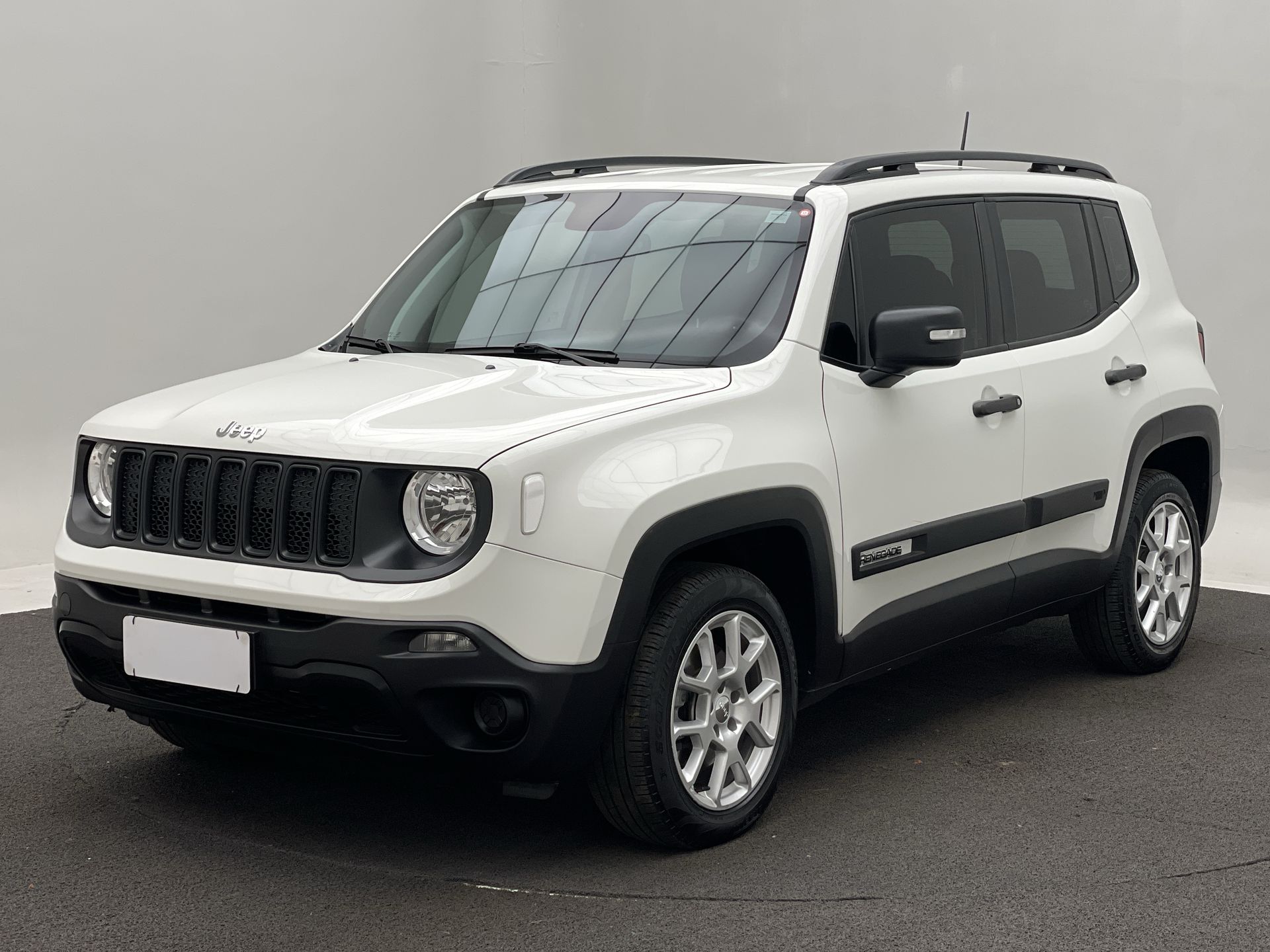 Renegade Sport 1.8 4x2 Flex 16V Aut.