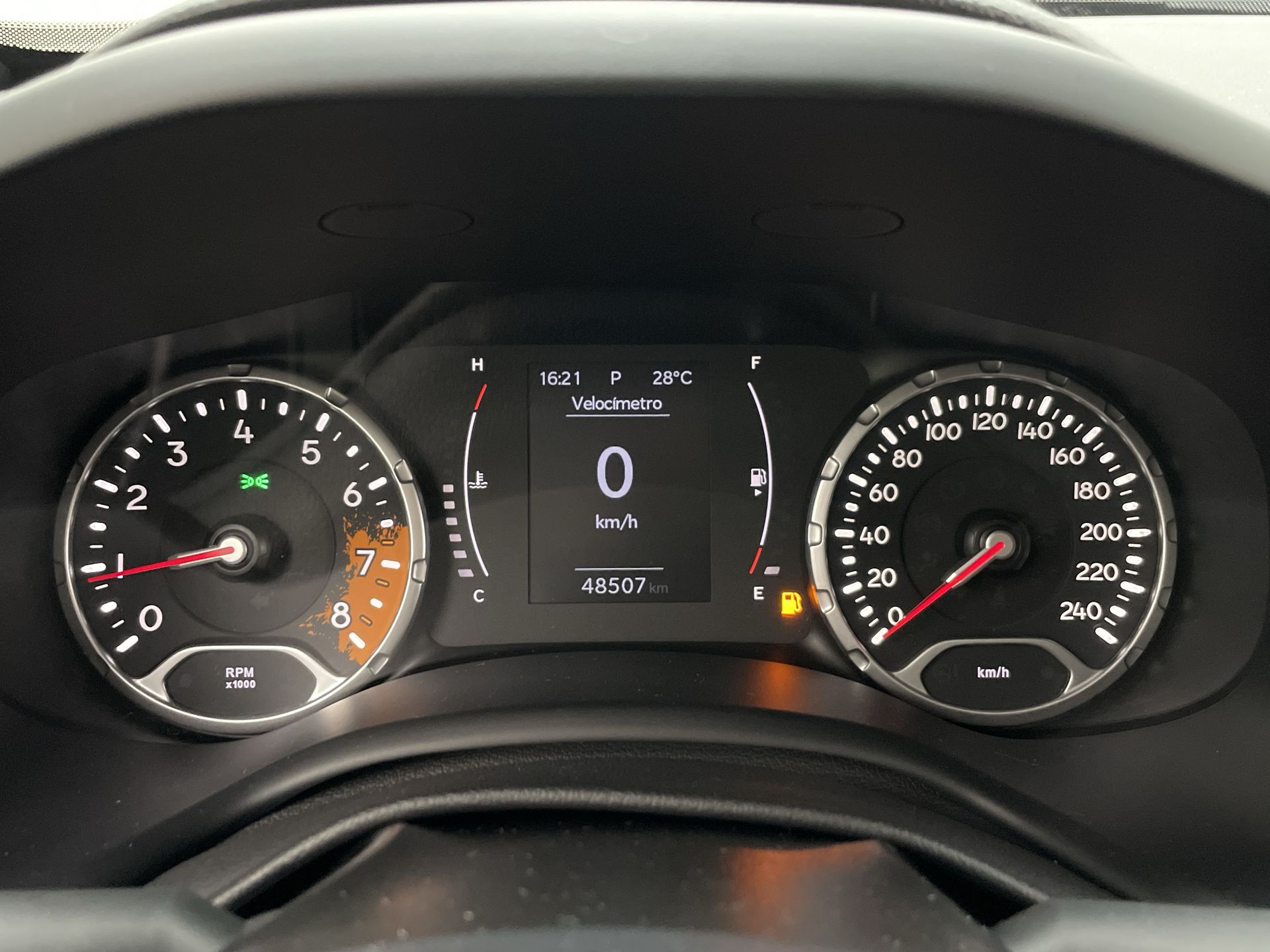 Jeep-RENEGADE-Renegade Sport 1.8 4x2 Flex 16V Aut.