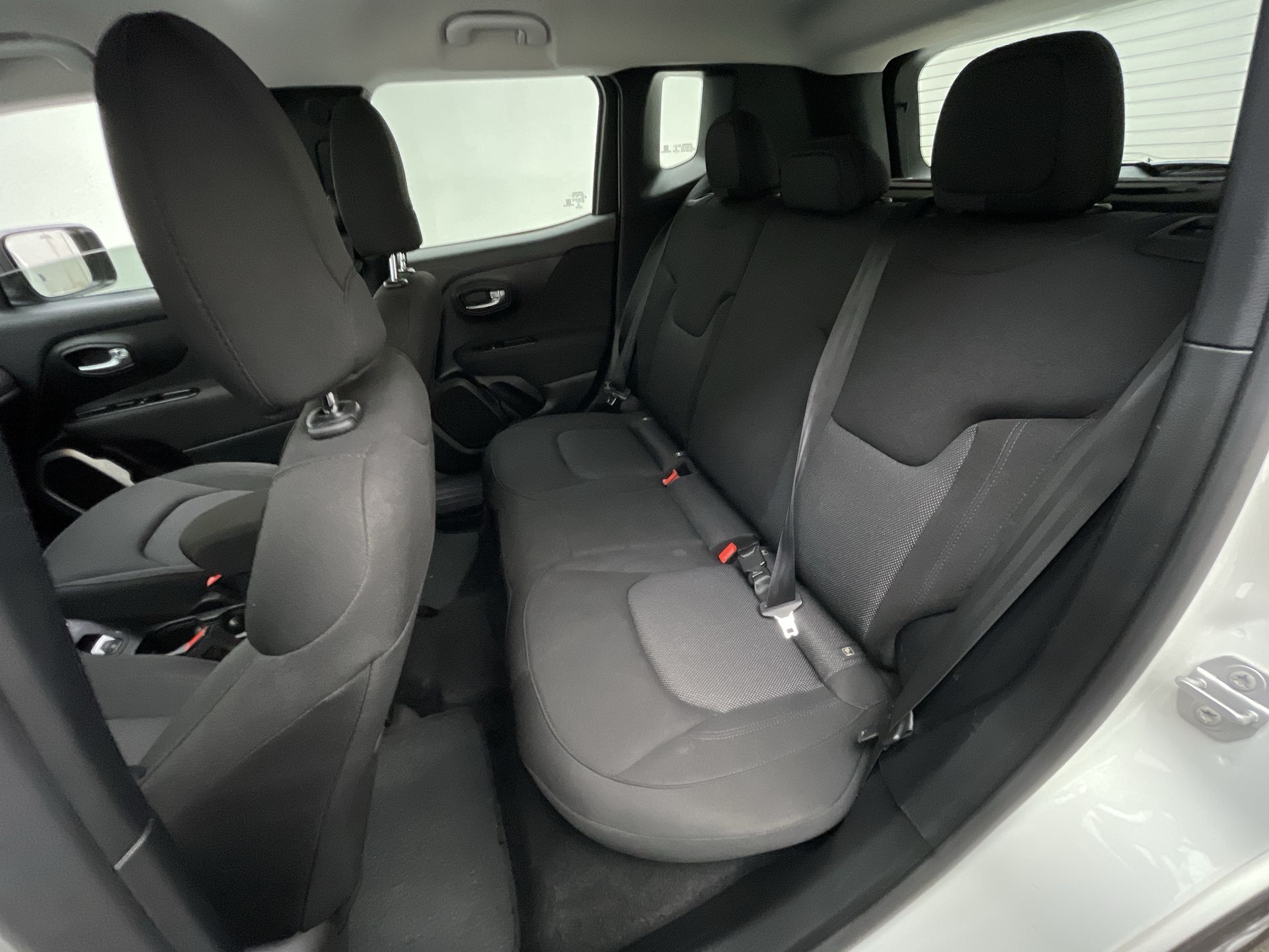 Renegade Sport 1.8 4x2 Flex 16V Aut.