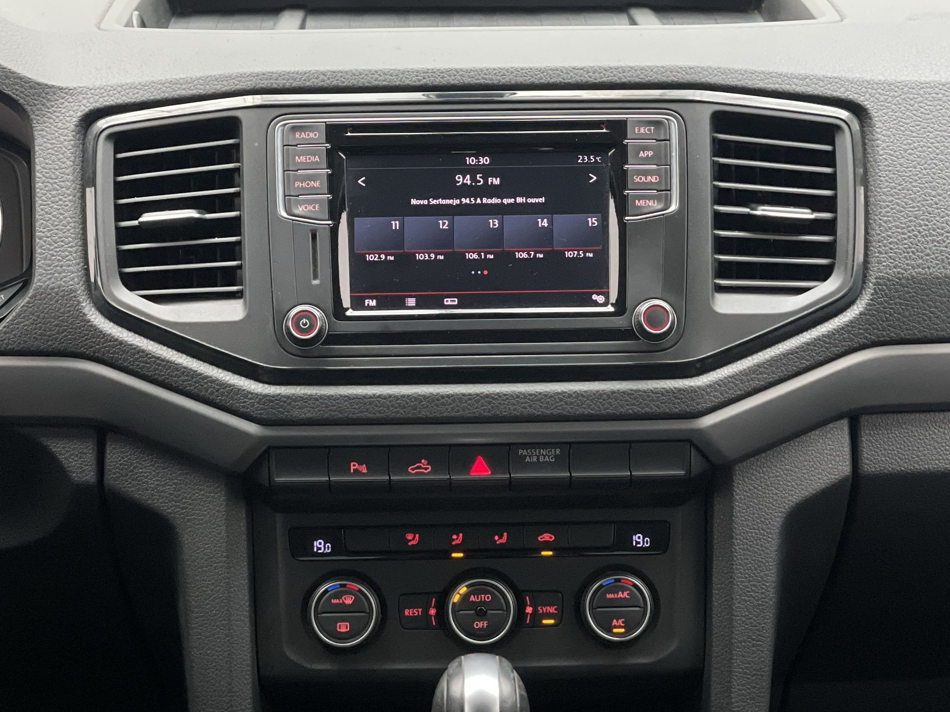 VW - Volkswagen-AMAROK-AMAROK Comfor. CD 2.0 TDI 4x4 Dies. Aut.