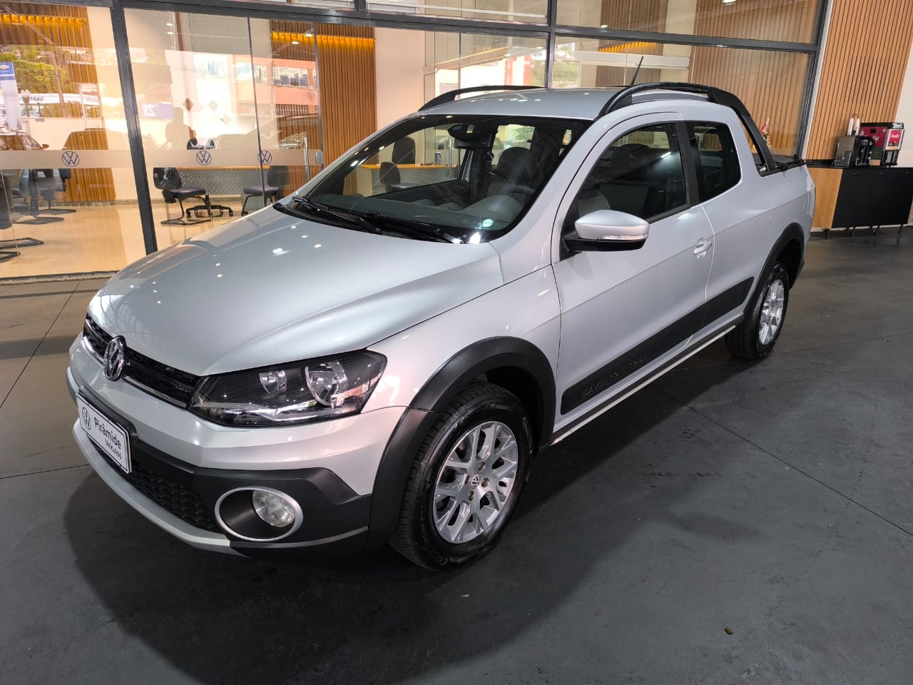 Saveiro CROSS 1.6 T.Flex 16V CD