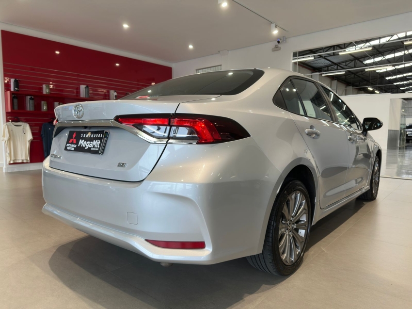 Toyota-COROLLA-2.0 VVT-IE FLEX XEI DIRECT SHIFT