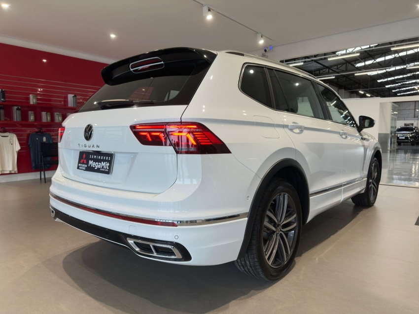 VW - Volkswagen-TIGUAN-2.0 300 TSI GASOLINA ALLSPACE R-LINE AUTOMÁTICO