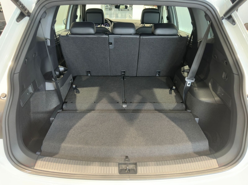 VW - Volkswagen-TIGUAN-2.0 300 TSI GASOLINA ALLSPACE R-LINE AUTOMÁTICO