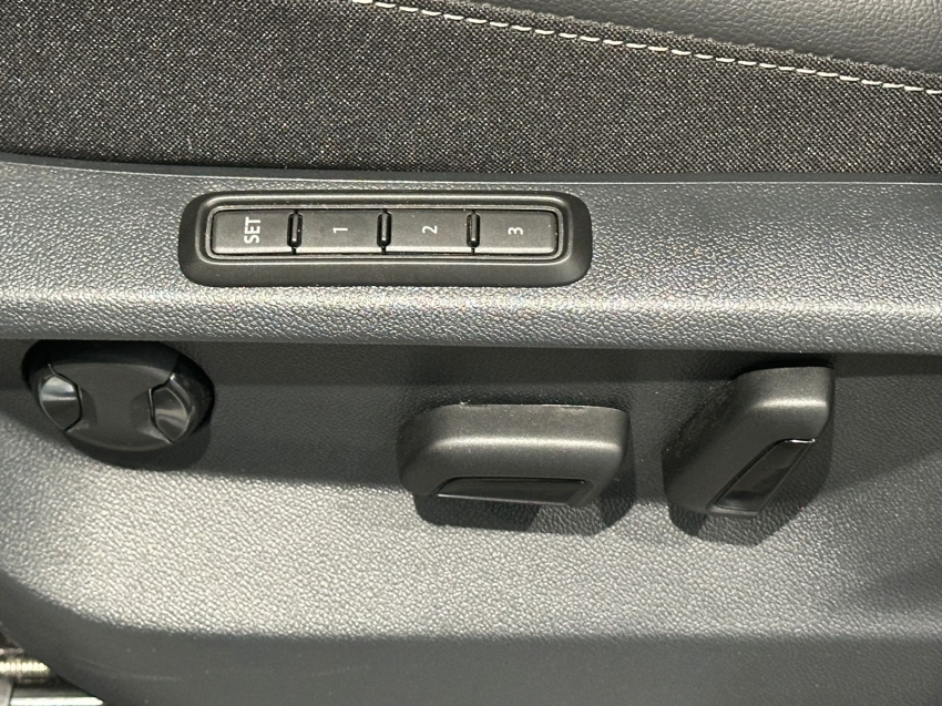 VW - Volkswagen-TIGUAN-2.0 300 TSI GASOLINA ALLSPACE R-LINE AUTOMÁTICO