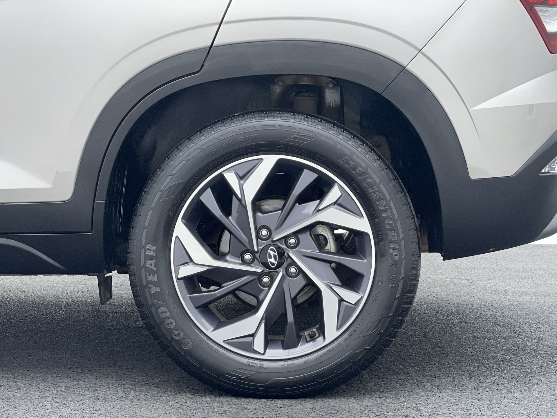 Creta Limited 1.0 TB 12V Flex Aut.