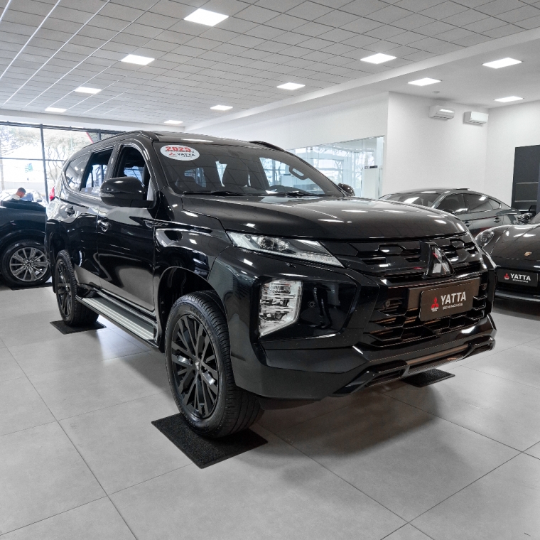 2.4 16V MIVEC TURBO DIESEL LEGEND BLACK AWD AUTOMÁTICO