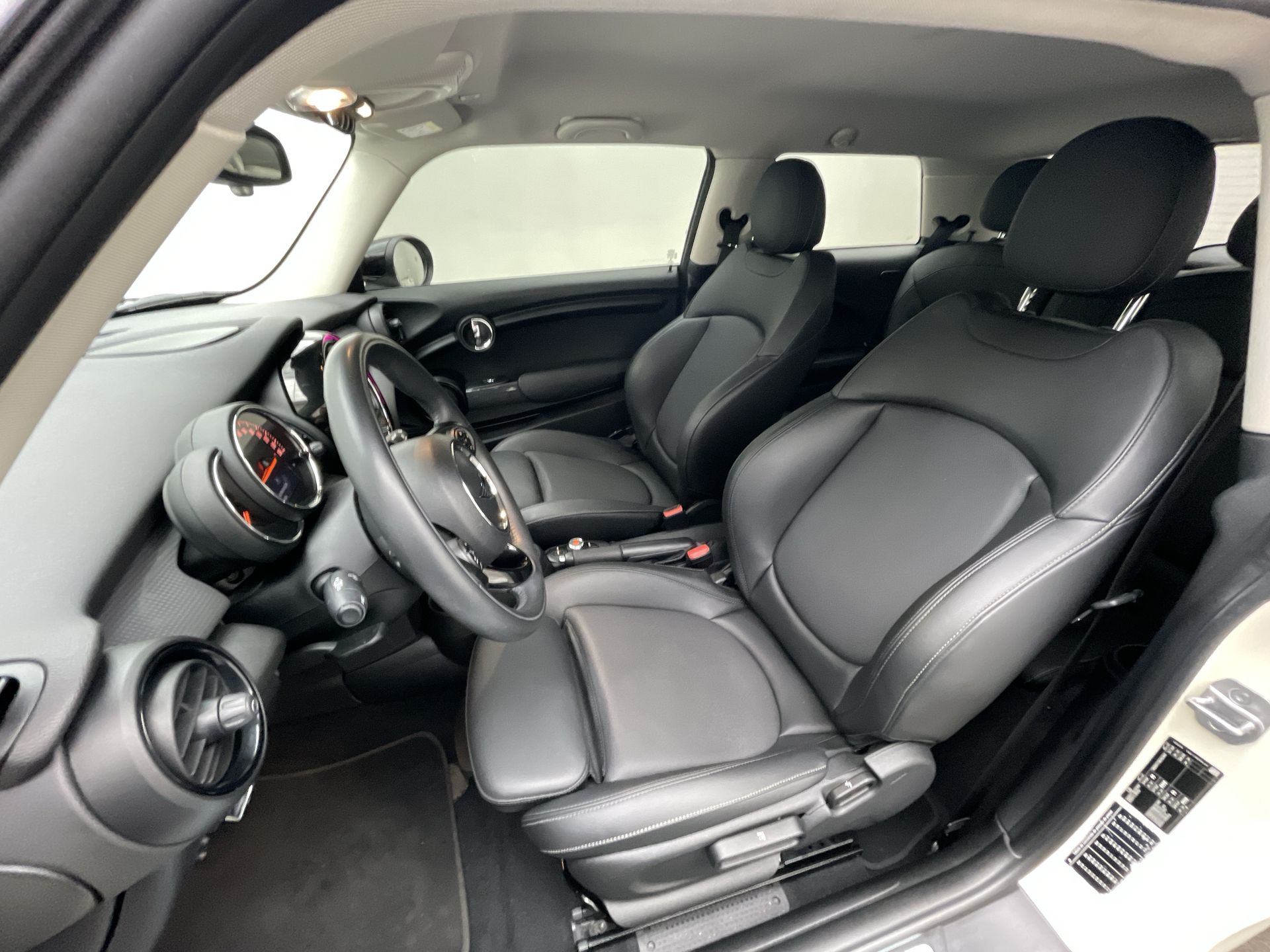 COOPER 1.5 Turbo 12V 3p Aut.