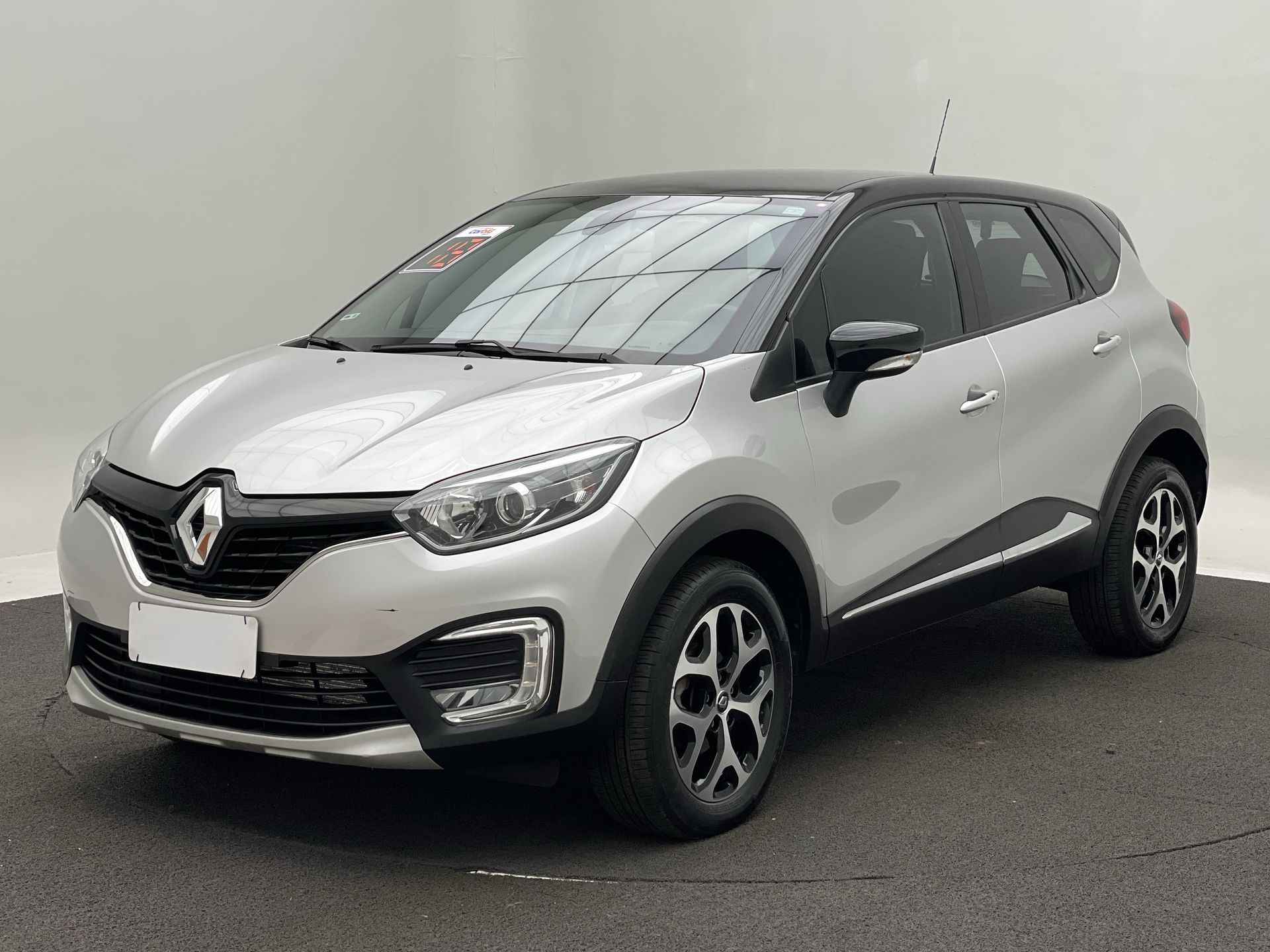 Renault-CAPTUR-CAPTUR Intense 1.6 16V Flex 5p Aut.