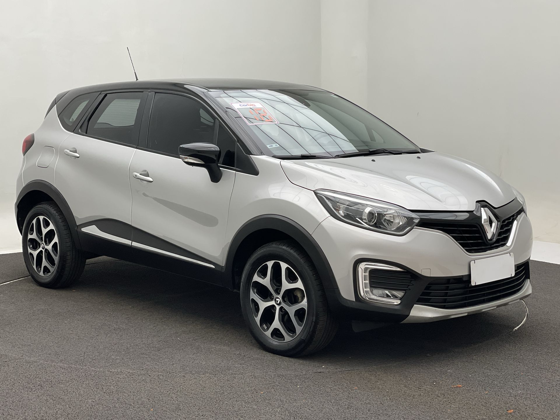 Renault-CAPTUR-CAPTUR Intense 1.6 16V Flex 5p Aut.
