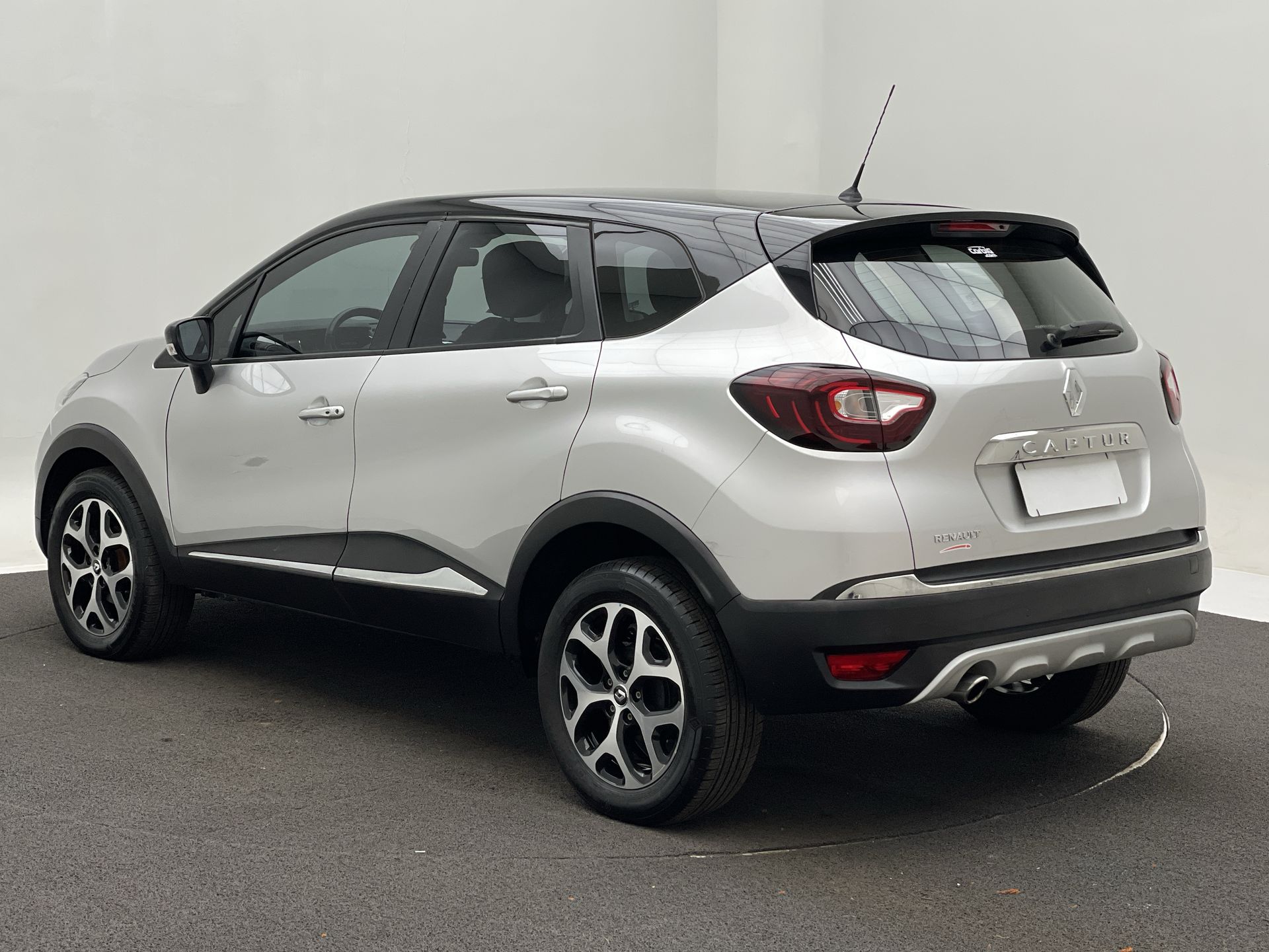 CAPTUR Intense 1.6 16V Flex 5p Aut.