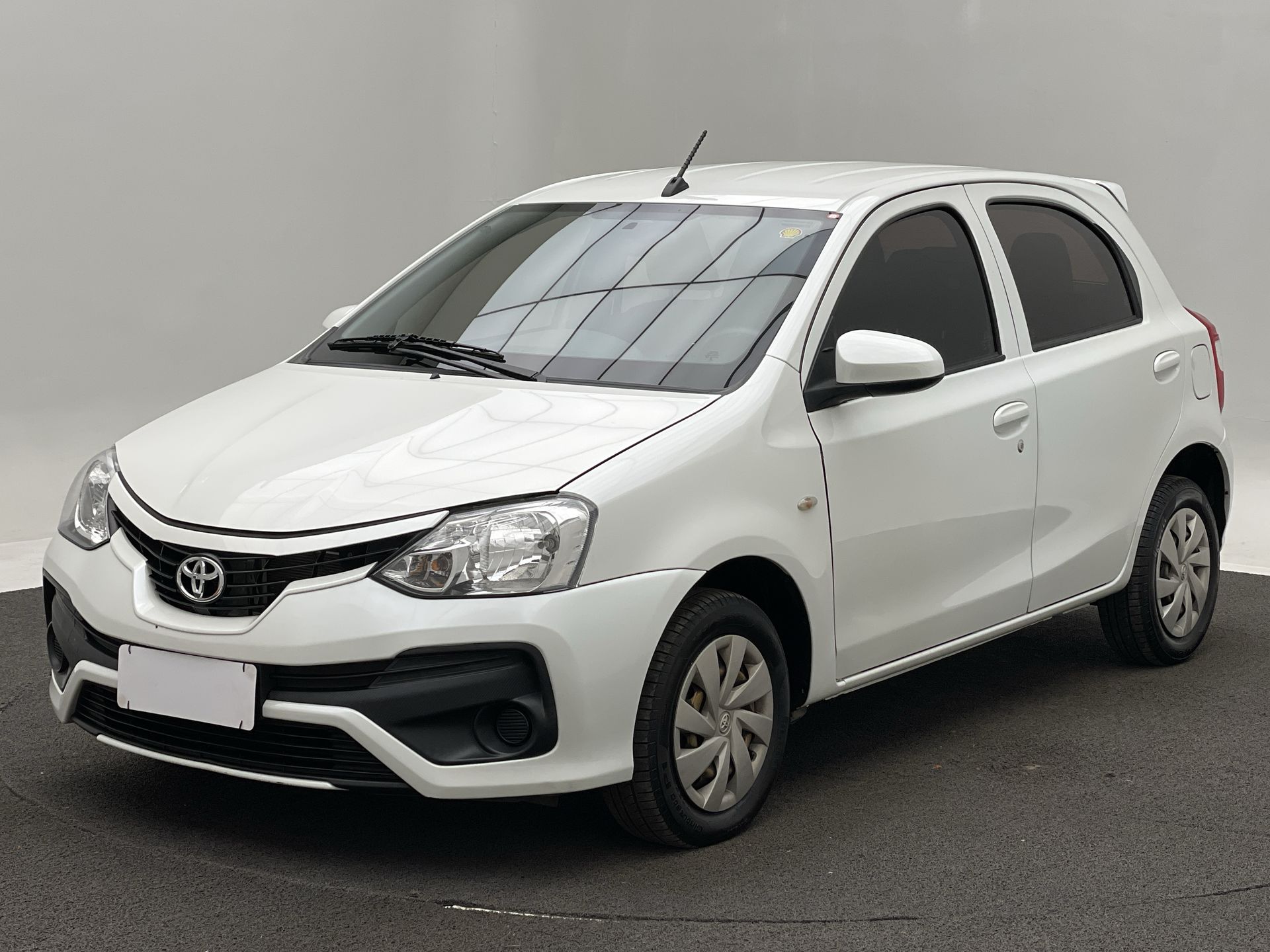 ETIOS X  1.3 Flex 16V 5p Mec.