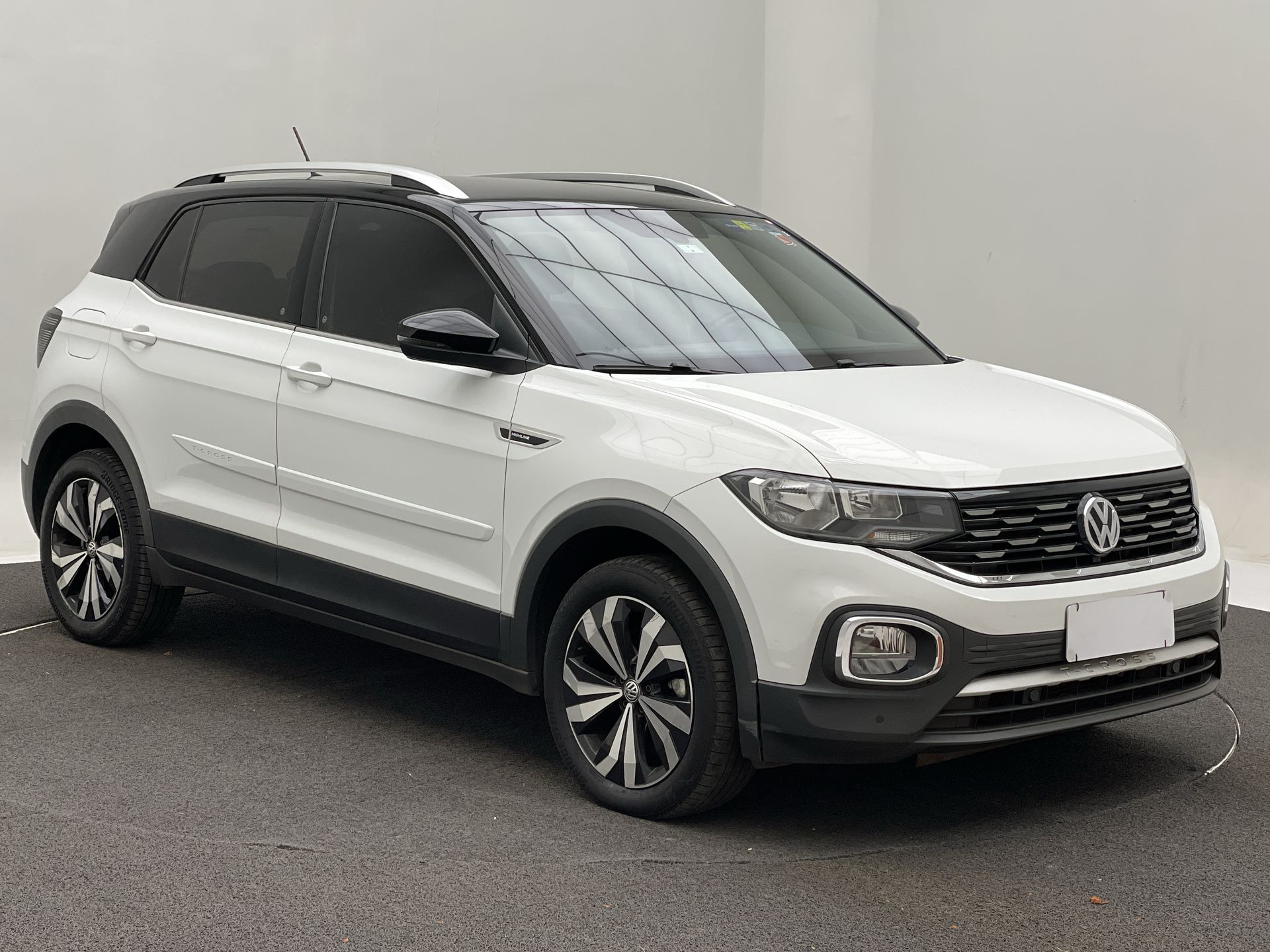 VW - Volkswagen-T-Cross-T-Cross Hig. 250 TSI 1.4 Flex 16V 5p Aut