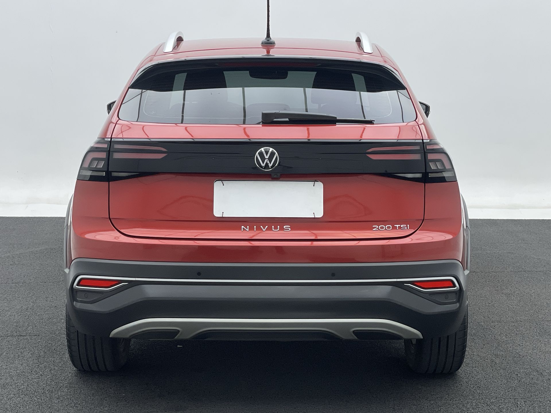 Nivus Highline 1.0 200 TSI Flex Aut.