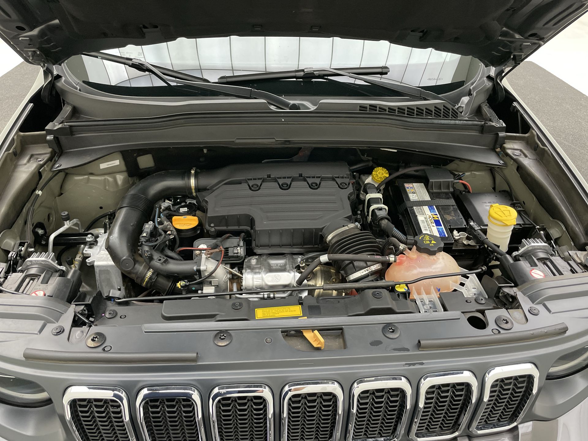 Jeep-RENEGADE-Renegade Long. T270 1.3 TB 4x2 Flex Aut.