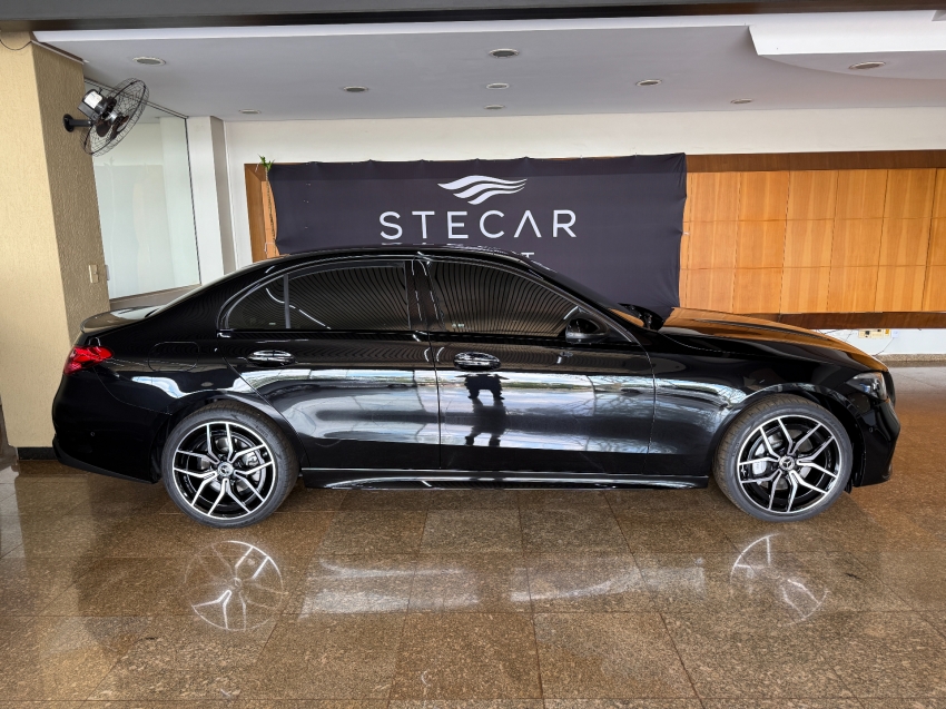 Mercedes-Benz-C 300-2.0 EQ BOOST HÍBRIDO AMG LINE 9G-TRONIC