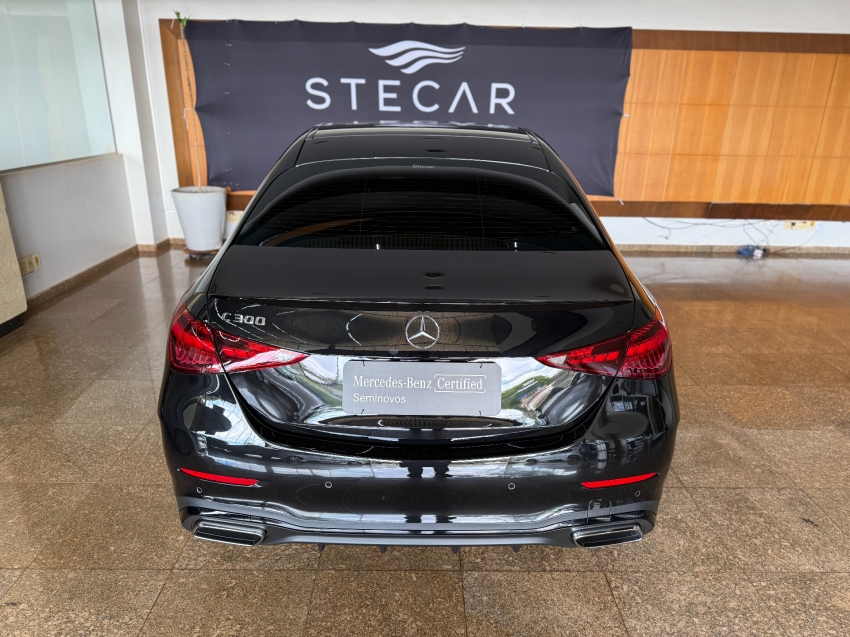 Mercedes-Benz-C 300-2.0 EQ BOOST HÍBRIDO AMG LINE 9G-TRONIC
