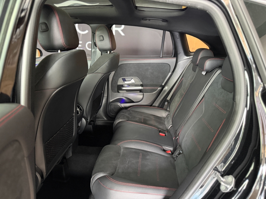 Mercedes-Benz-GLA 200-1.3 GCI GASOLINA AMG LINE 7G-DCT