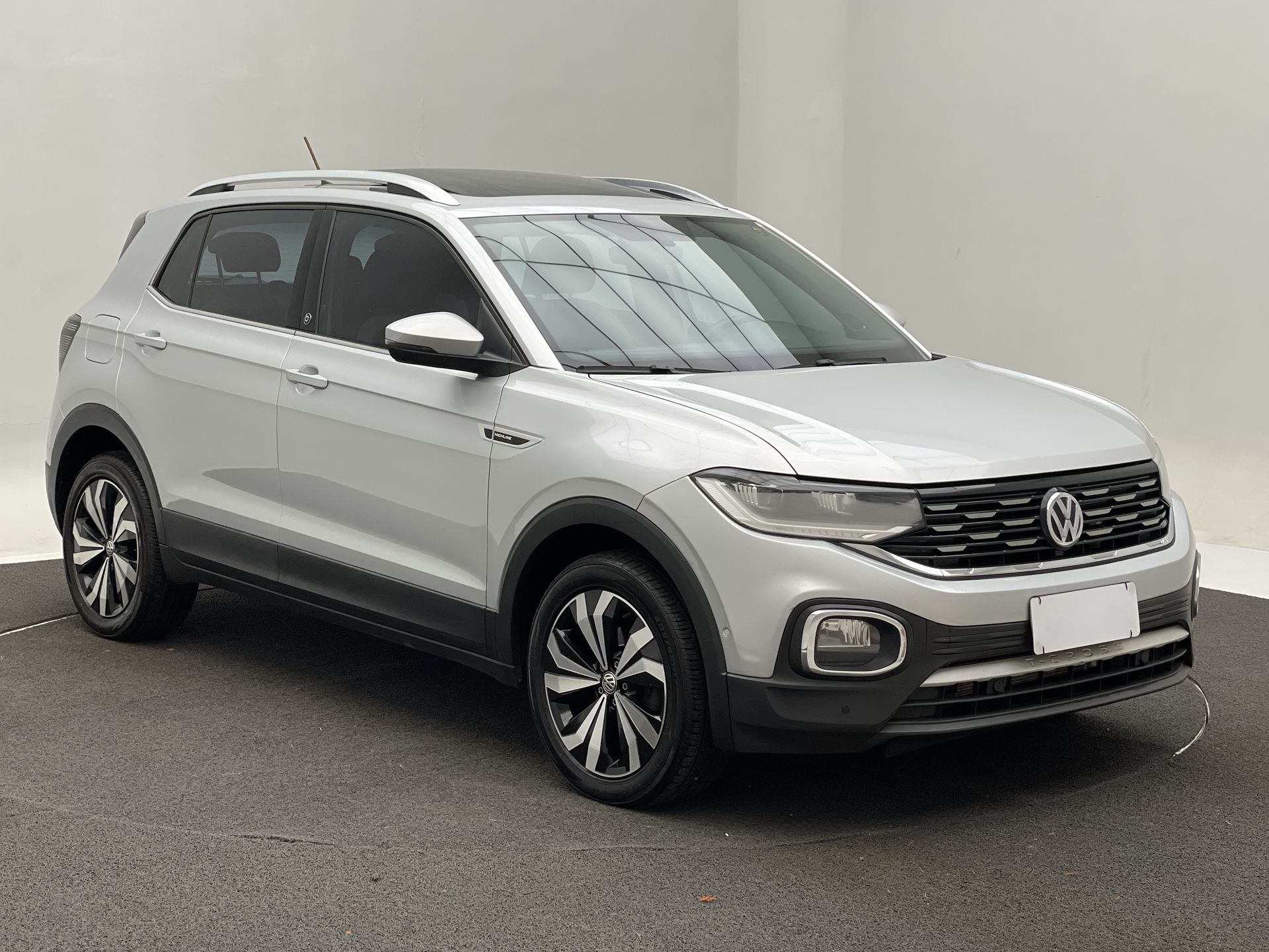 VW - Volkswagen-T-Cross-T-Cross Hig. 250 TSI 1.4 Flex 16V 5p Aut