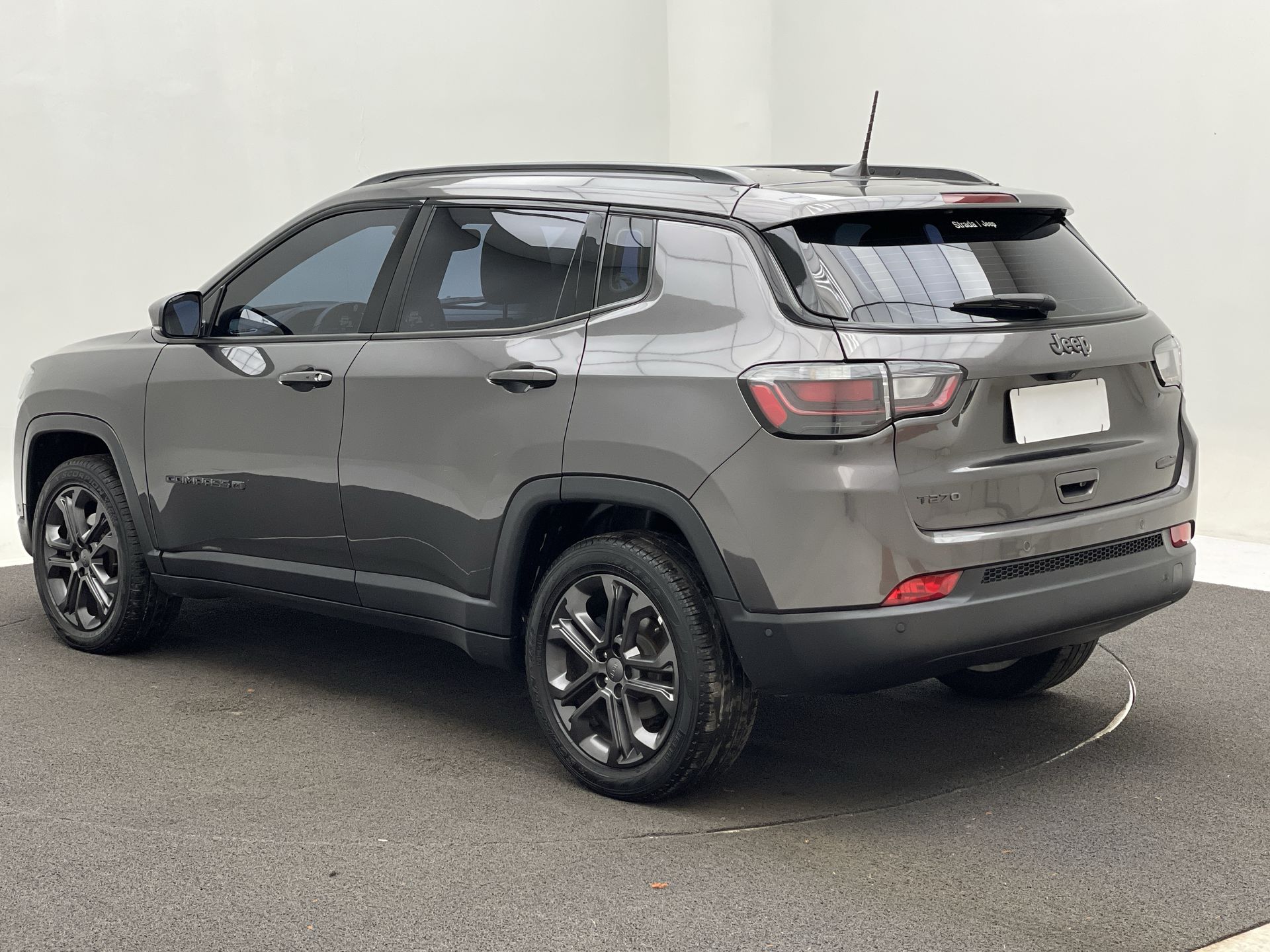 Jeep-COMPASS-COMPASS LONG. T270 1.3 TB 4x2 Flex Aut.