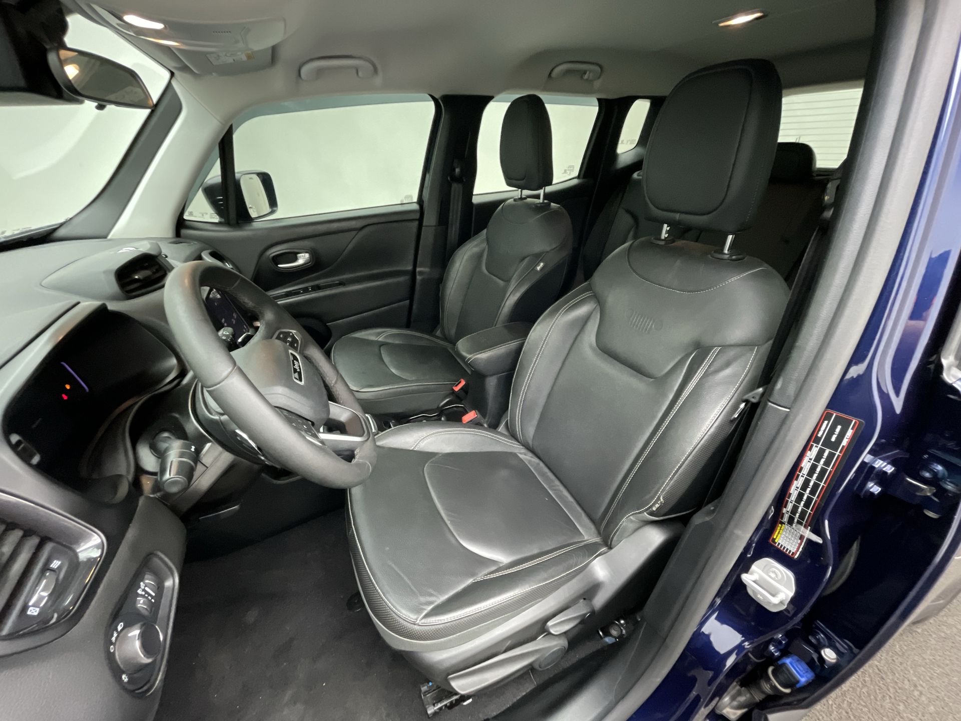 Jeep-RENEGADE-Renegade Long. T270 1.3 TB 4x2 Flex Aut.