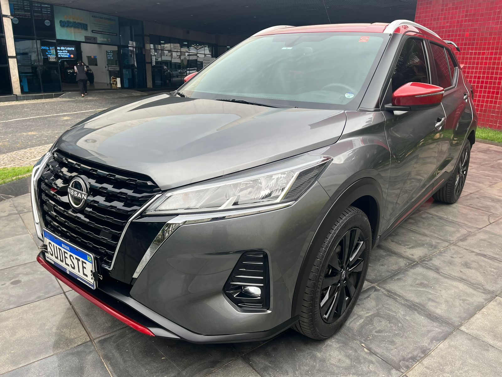 KICKS XPlay 1.6 16V Flex Aut.