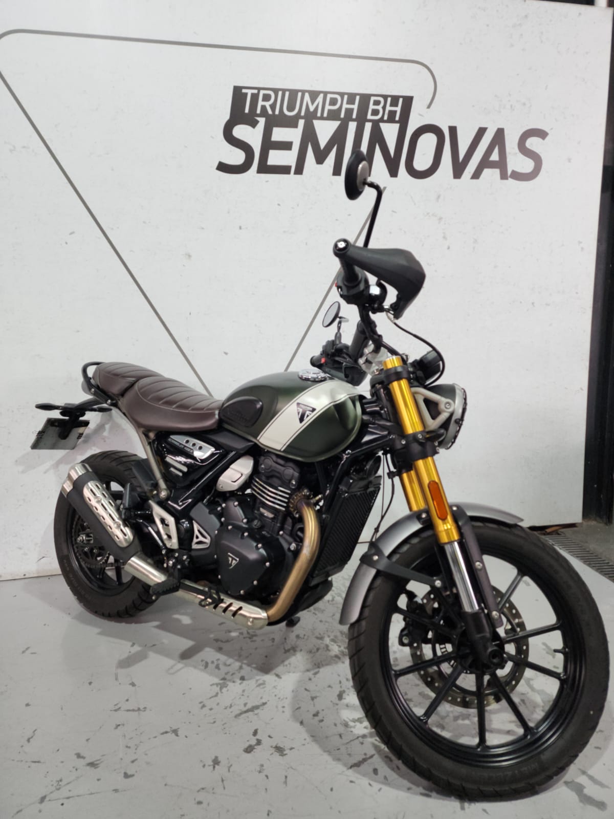 TRIUMPH-SCRAMBLER-SCRAMBLER 400X