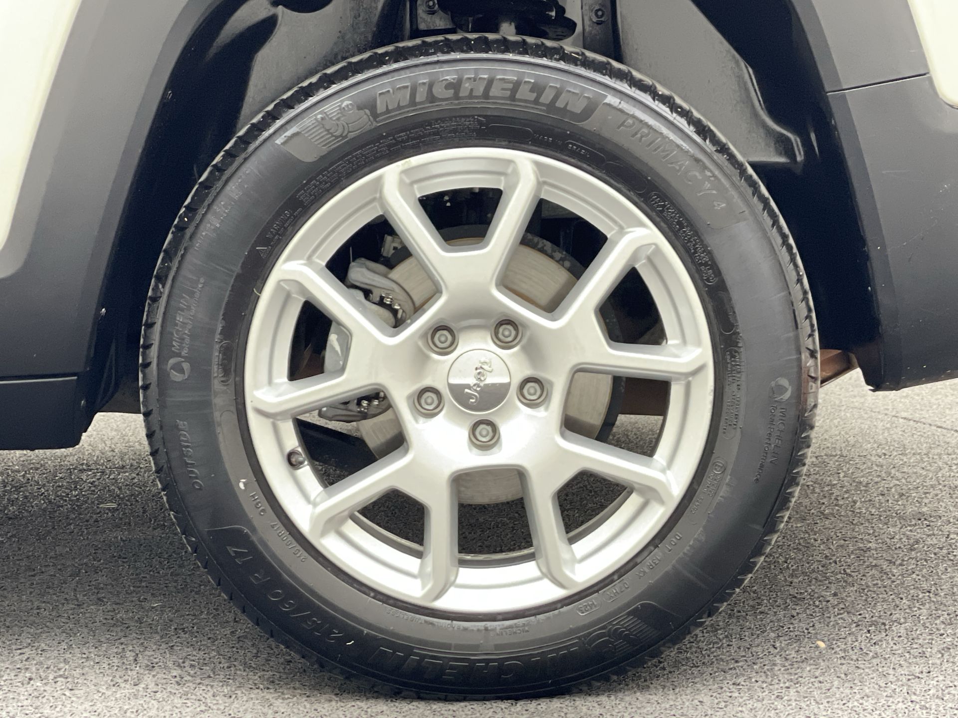 Renegade Sport 1.8 4x2 Flex 16V Aut.