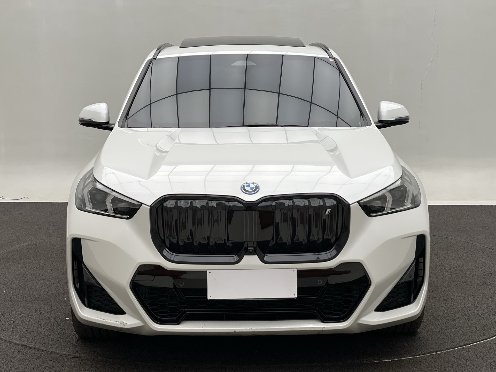 iX 1 xDrive 30 M Sport (Elétrico)