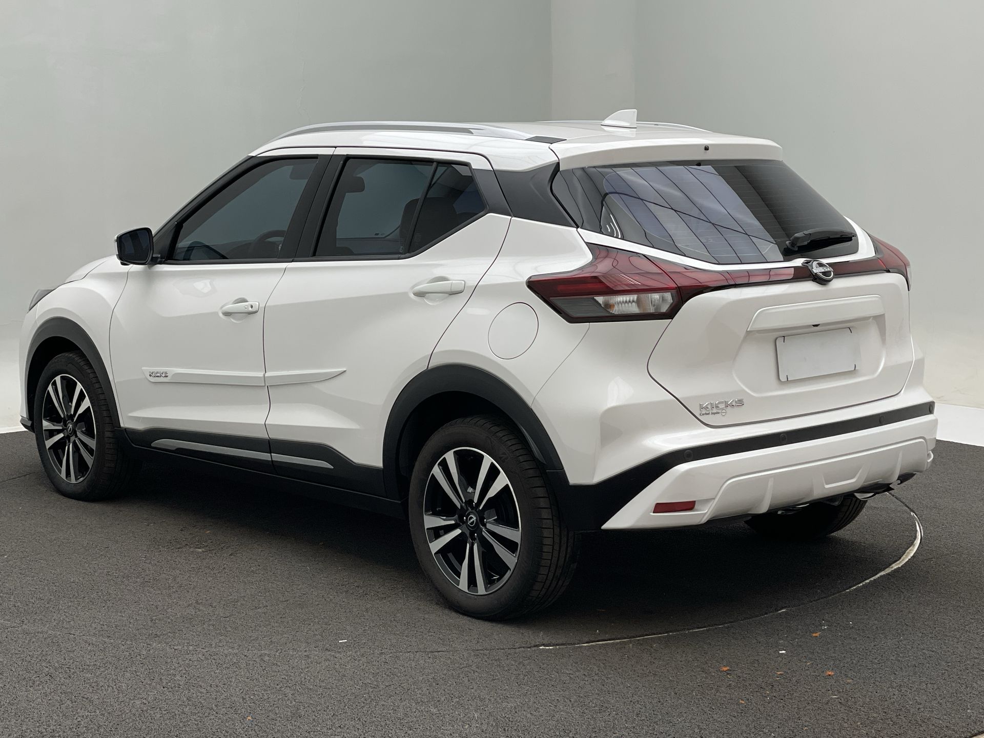 KICKS Exclusive 1.6 16V Flex Aut.