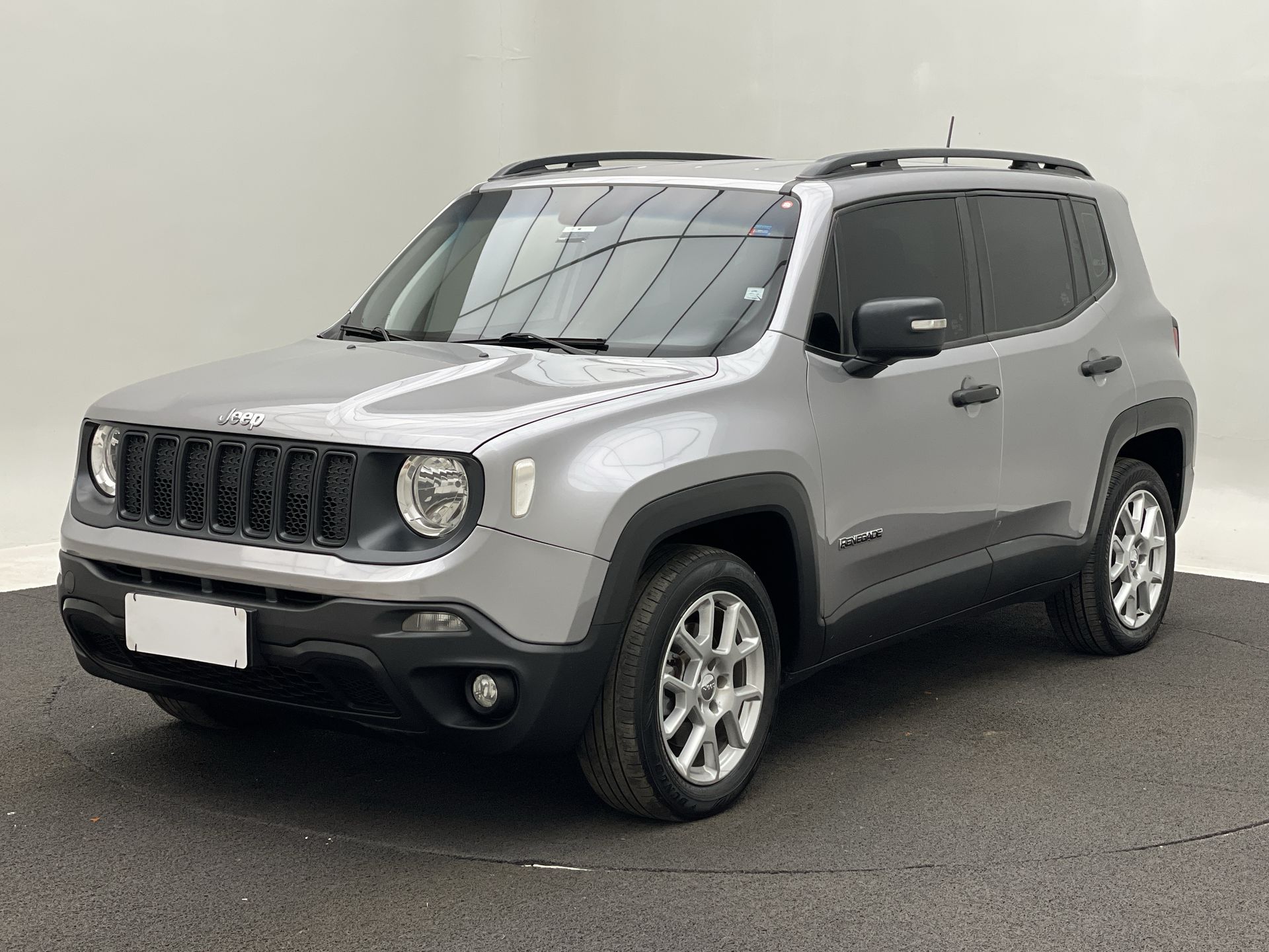 Renegade Sport 1.8 4x2 Flex 16V Aut.