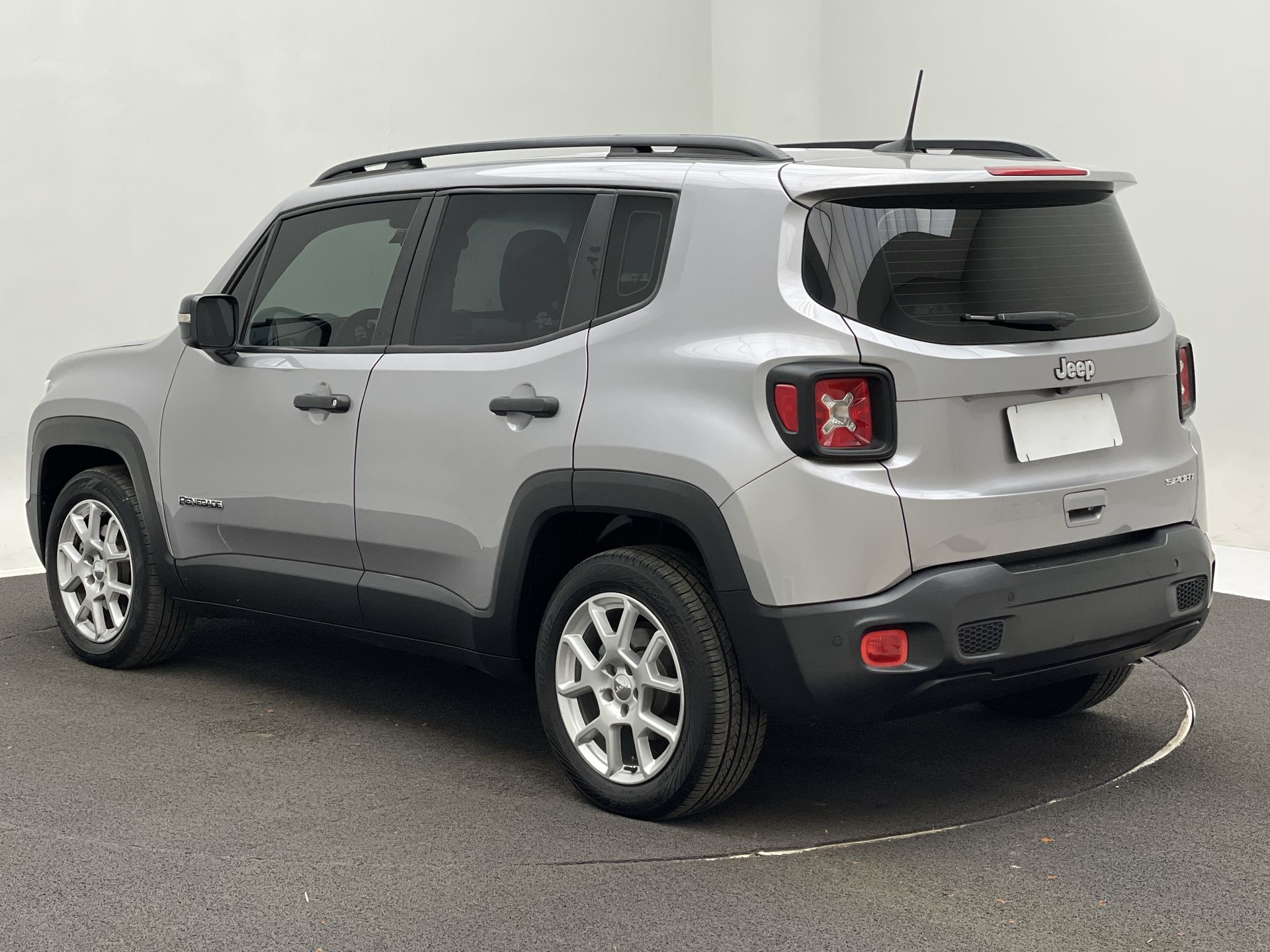 Renegade Sport 1.8 4x2 Flex 16V Aut.