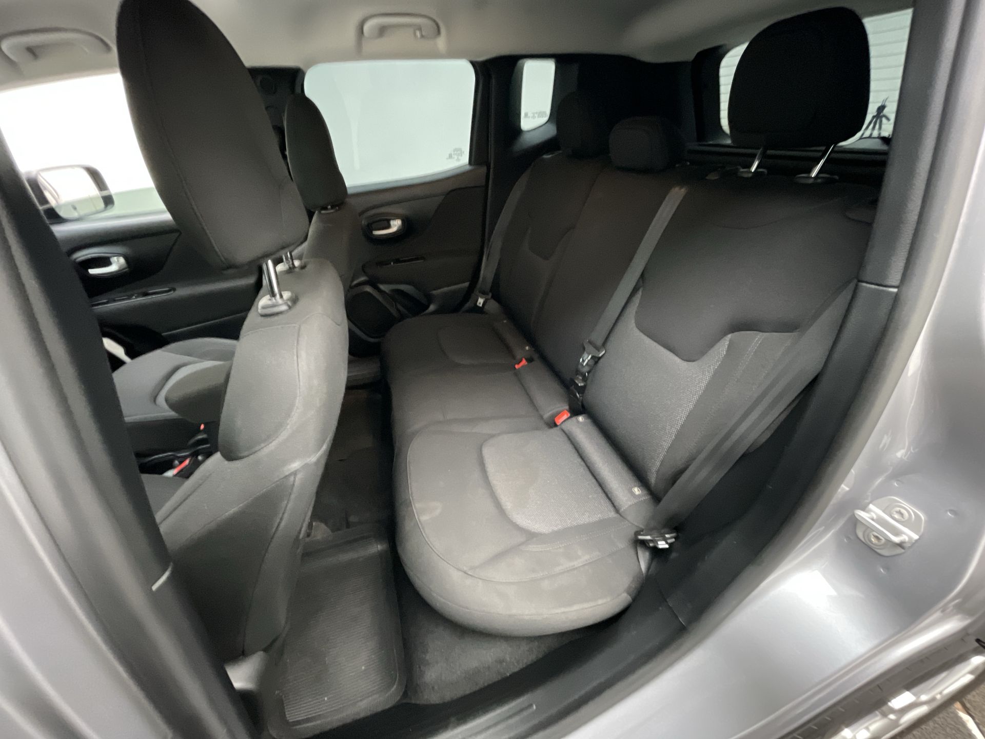 Renegade Sport 1.8 4x2 Flex 16V Aut.