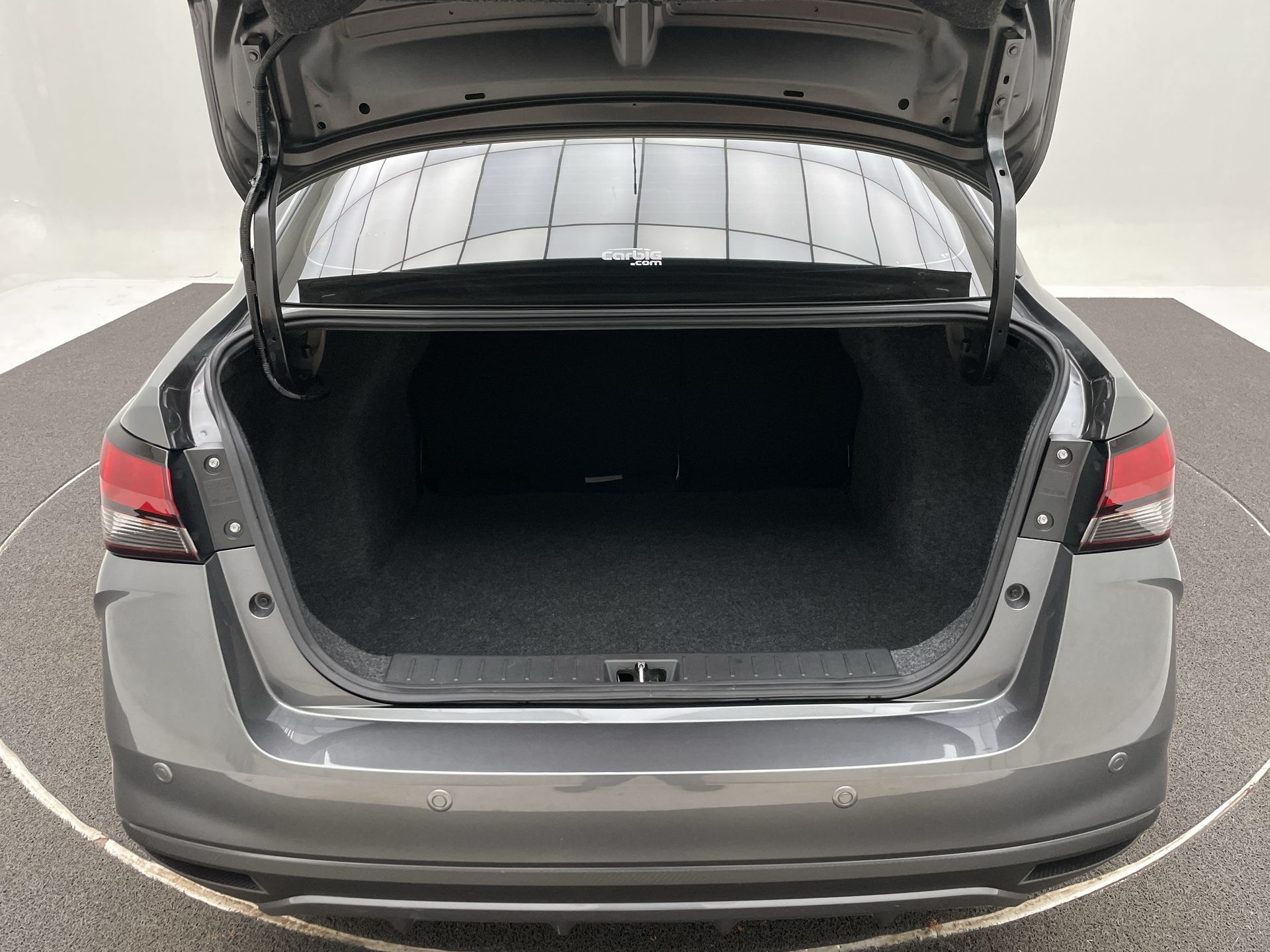 VERSA SR 1.6 16V Flex Aut.