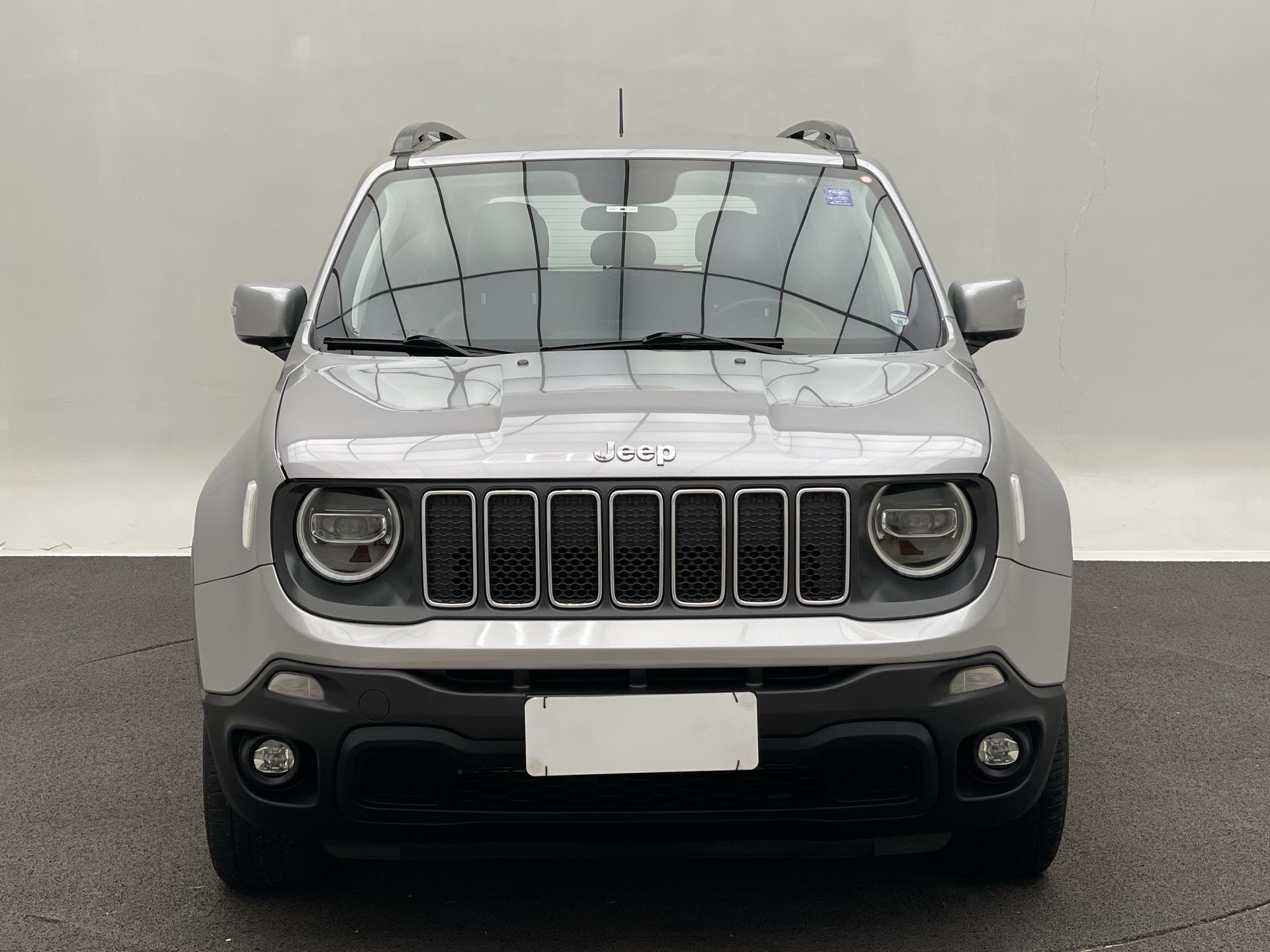 Renegade Longitude 1.8 4x2 Flex 16V Aut.