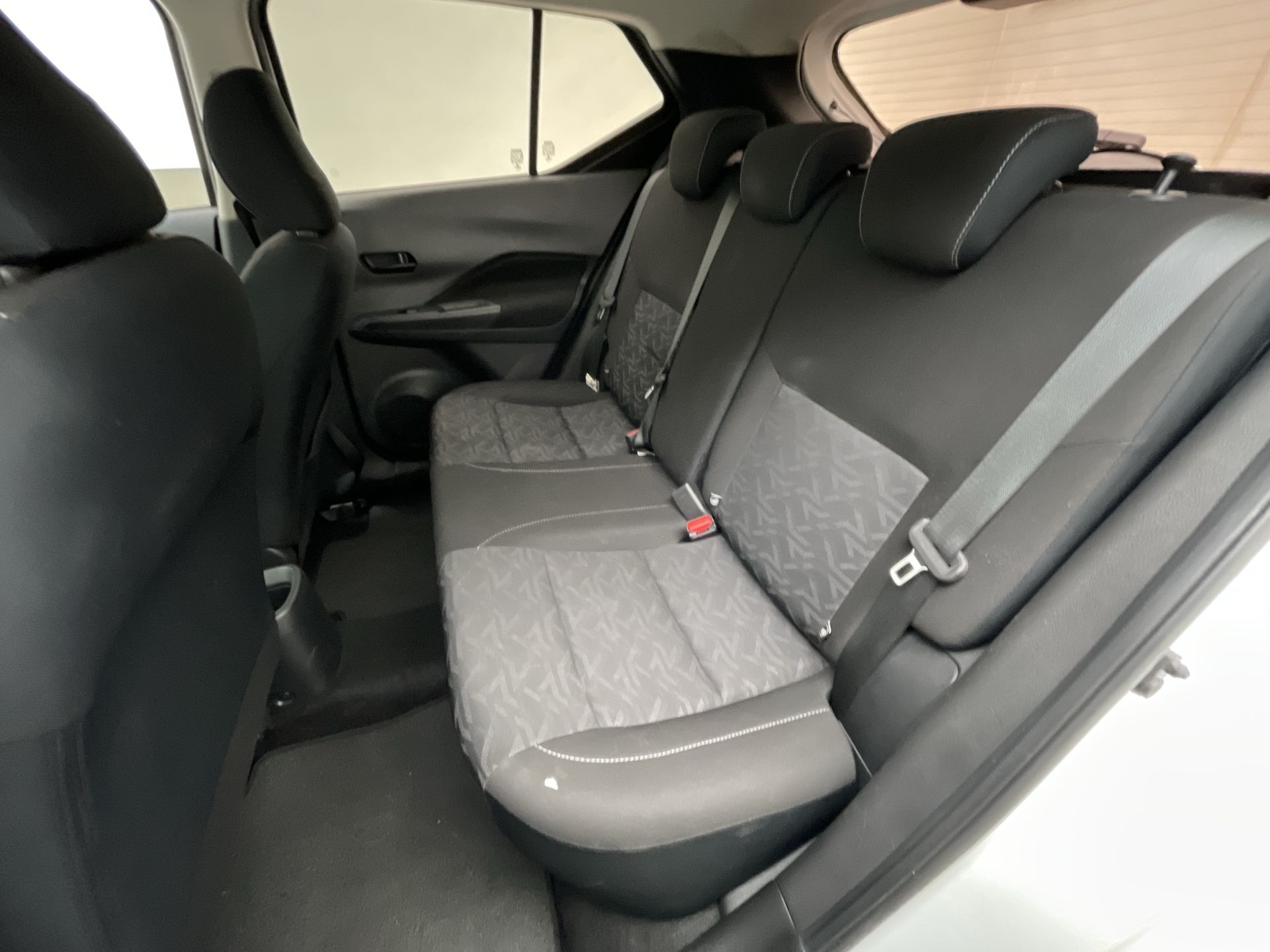 KICKS Active 1.6 16V Flex Aut.